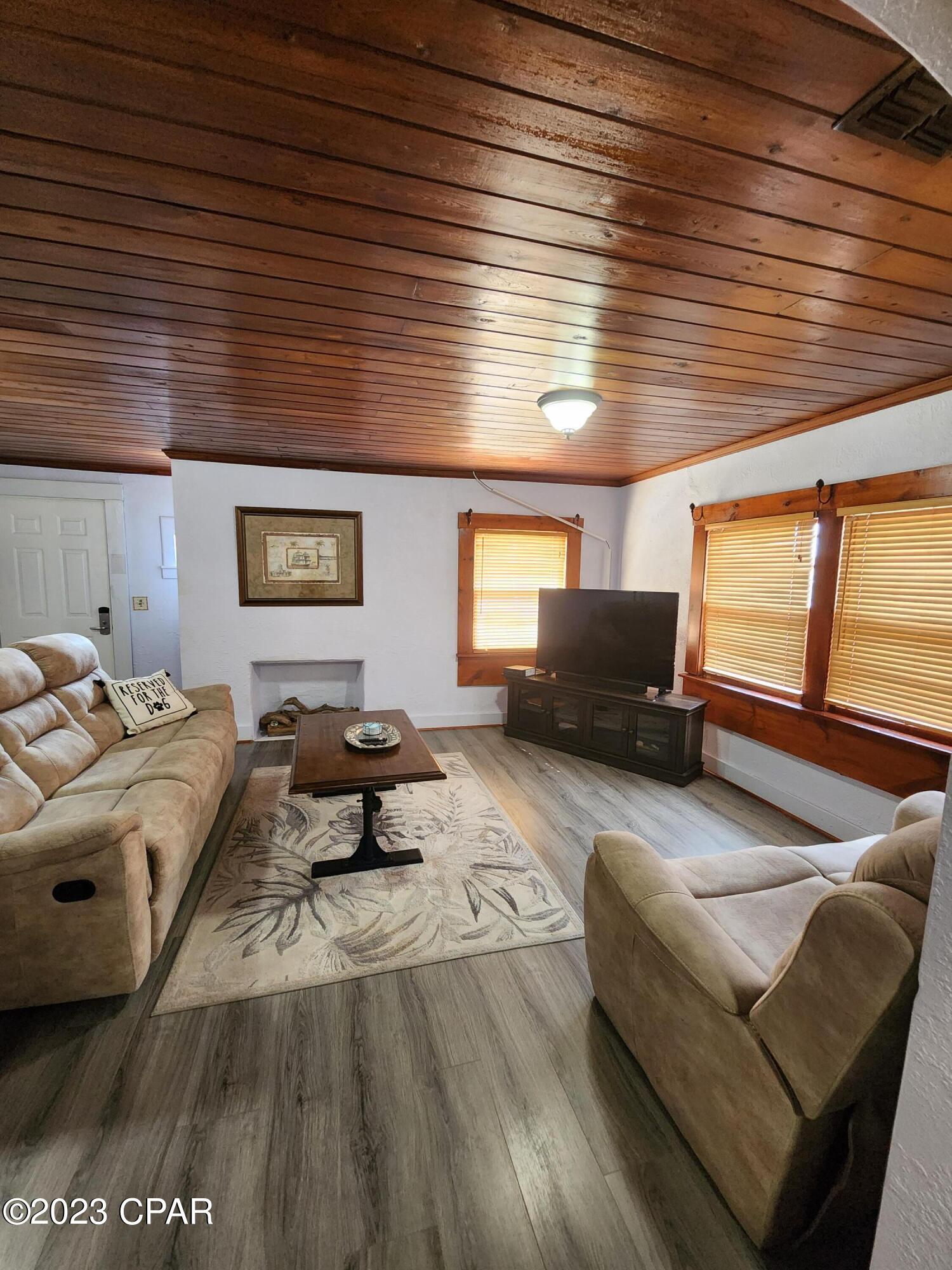 Baltimore Beach - Residential Lease