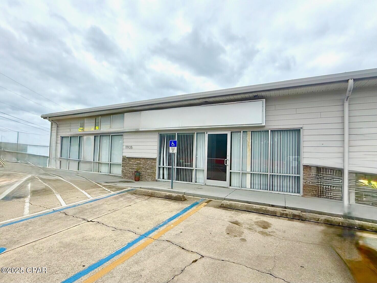 No Named Subdivision - Commercial Lease