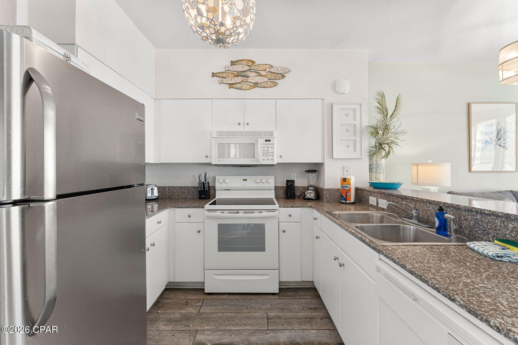 Shores Of Panama - Residential