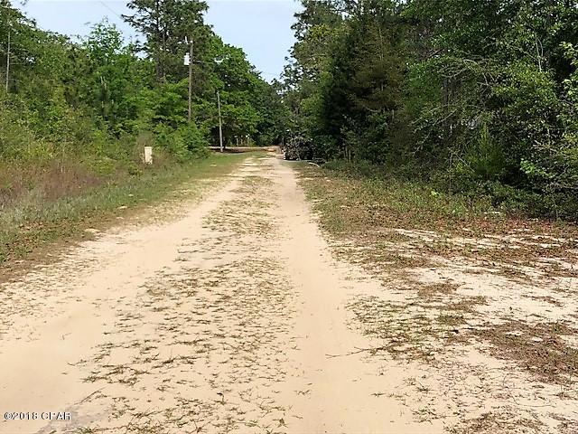 Caravana Manor 1st - Land