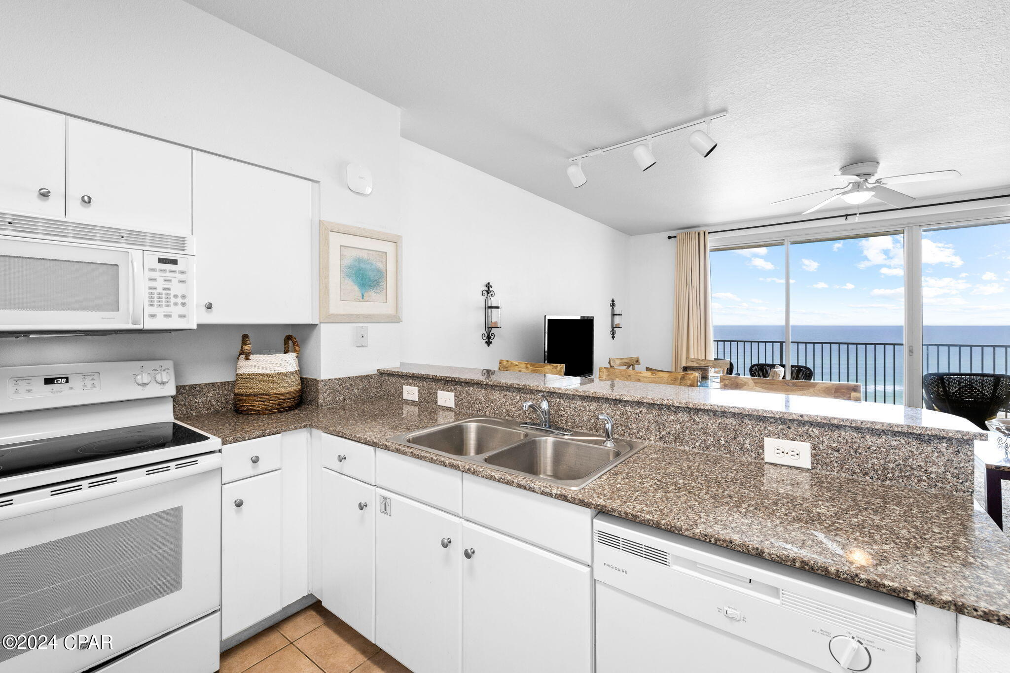 Shores Of Panama Phase II - Residential