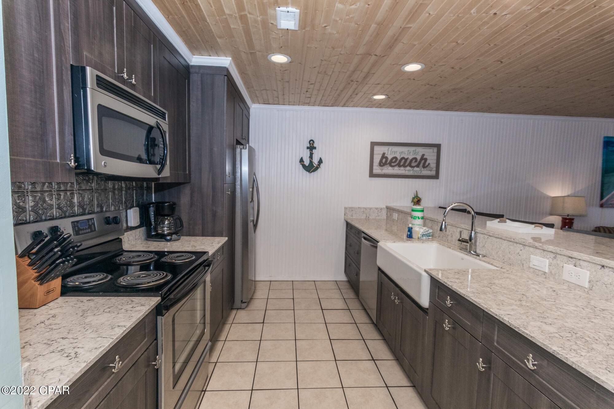 Grand Lagoon Cove Condominium - Residential