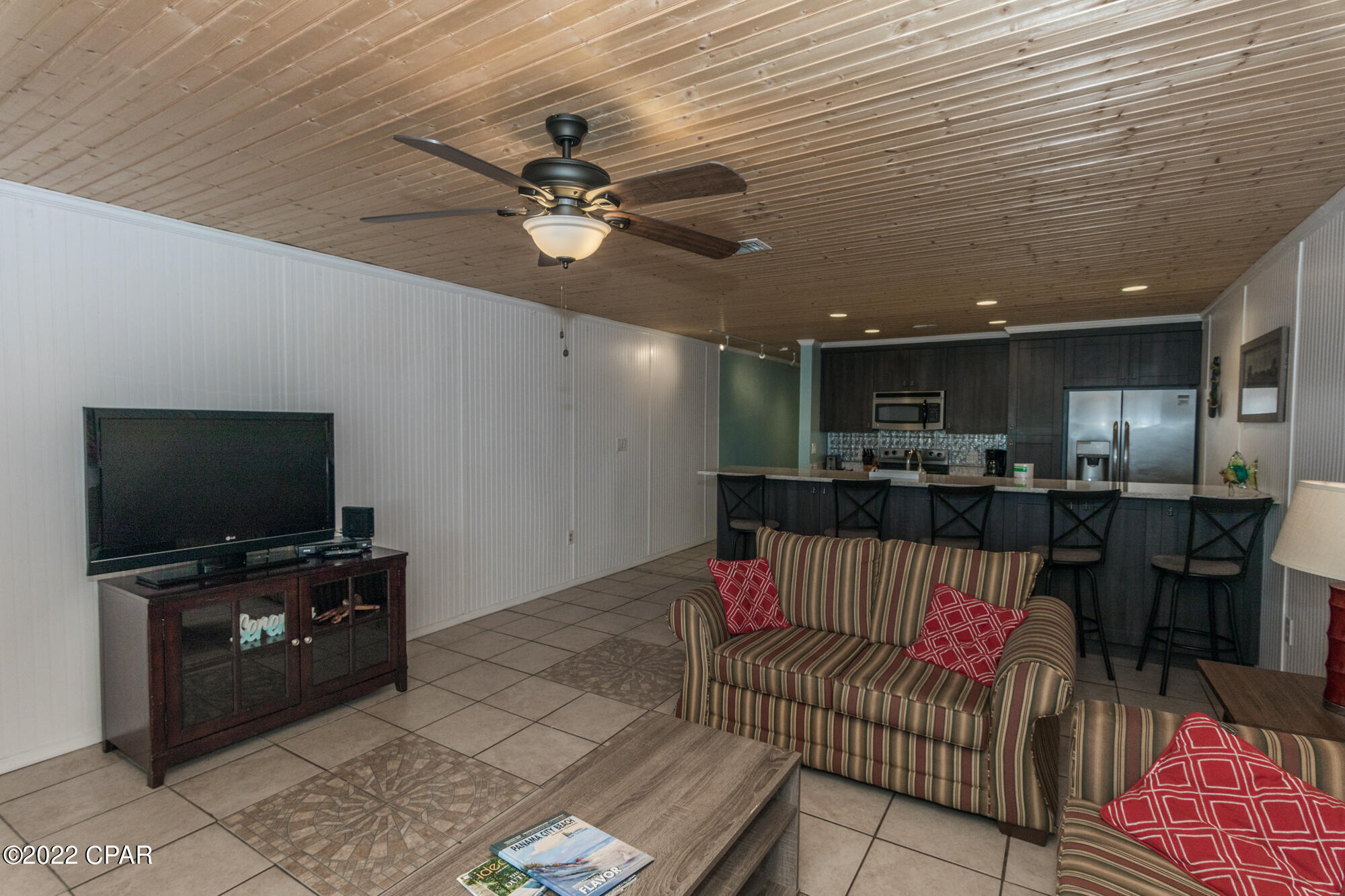 Grand Lagoon Cove Condominium - Residential