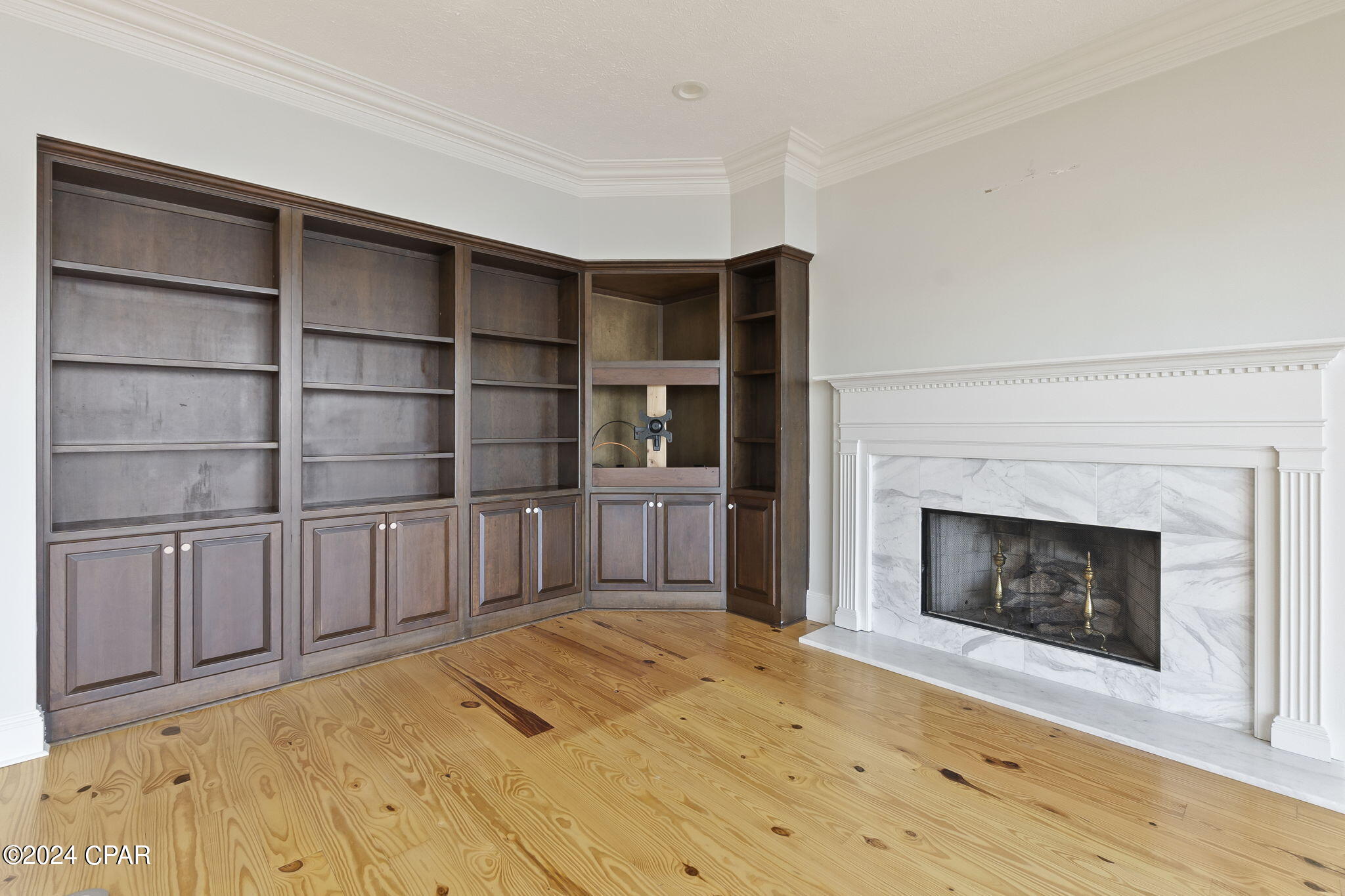 College Point Estate 1st Add - Residential