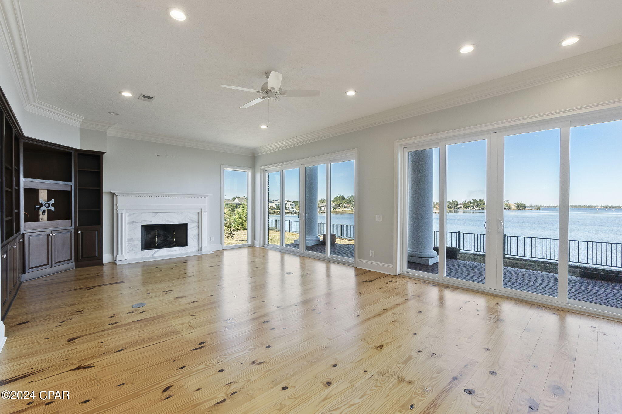 College Point Estate 1st Add - Residential