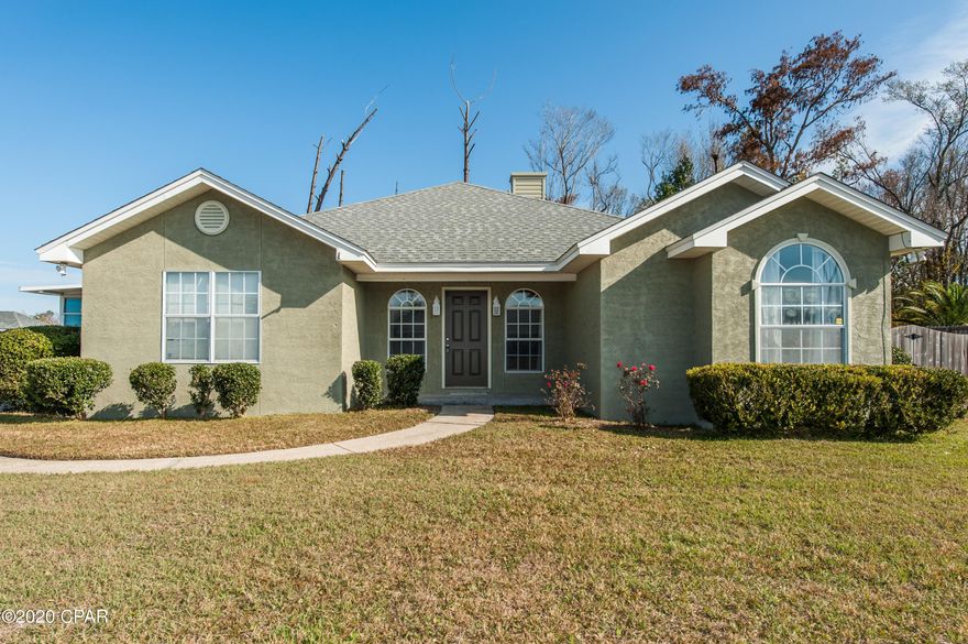 CURRENTLY UNDER CONTRACT, SELLER ACCEPTING BACKUP OFFERS Welcome to Mowat Highlands, one of the most desired neighborhoods in Lynn Haven! This beautiful home sits on a large corner lot deep in the subdivision where there is very little traffic.  Open the front door and enter the huge great room with soaring ceilings, beautiful tile floors, and a wood burning fireplace.  To the left is the large kitchen with stainless steel appliances, brand new upgraded granite countertops, a new dishwasher and refrigerator, a new undermount sink faucet, and tons of cabinets, including a floor to ceiling unit with pull out shelves.  The master suite has treyed ceiling, new luxury vinyl flooring, a massive walk in closet, and a master bath with a separate dressing / makeup area and dual vanities.  Both bath The back yard is fully fenced and very private, with plenty of room for a pool. New roof in June 2017, new garage door in December 2018.  The house has just been painted inside and out in fresh designer colors!  It looks great and is ready for your family.  Don't wait, come see it today, because it won't last long!