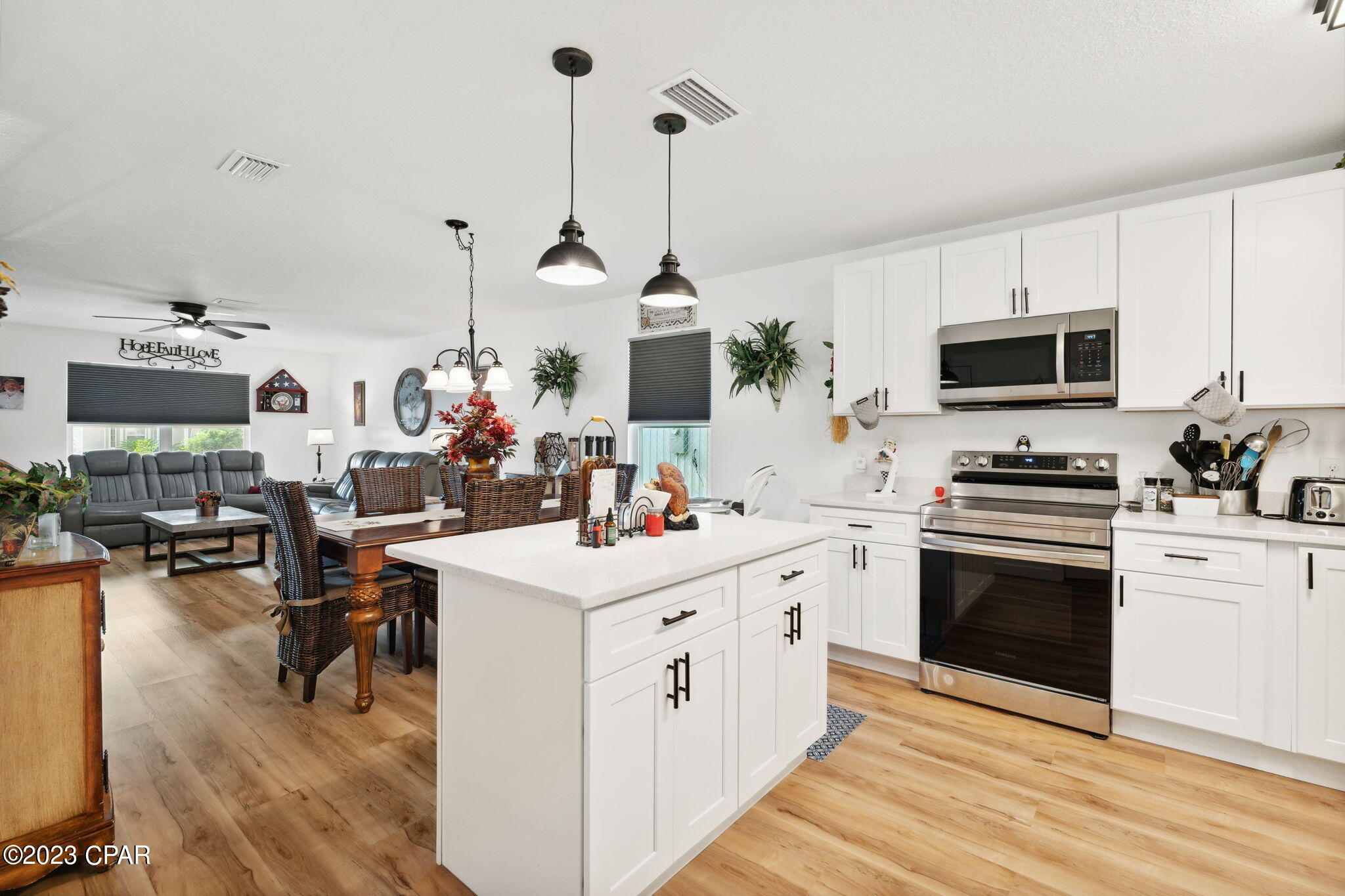 [No Recorded Subdiv] - Residential Lease