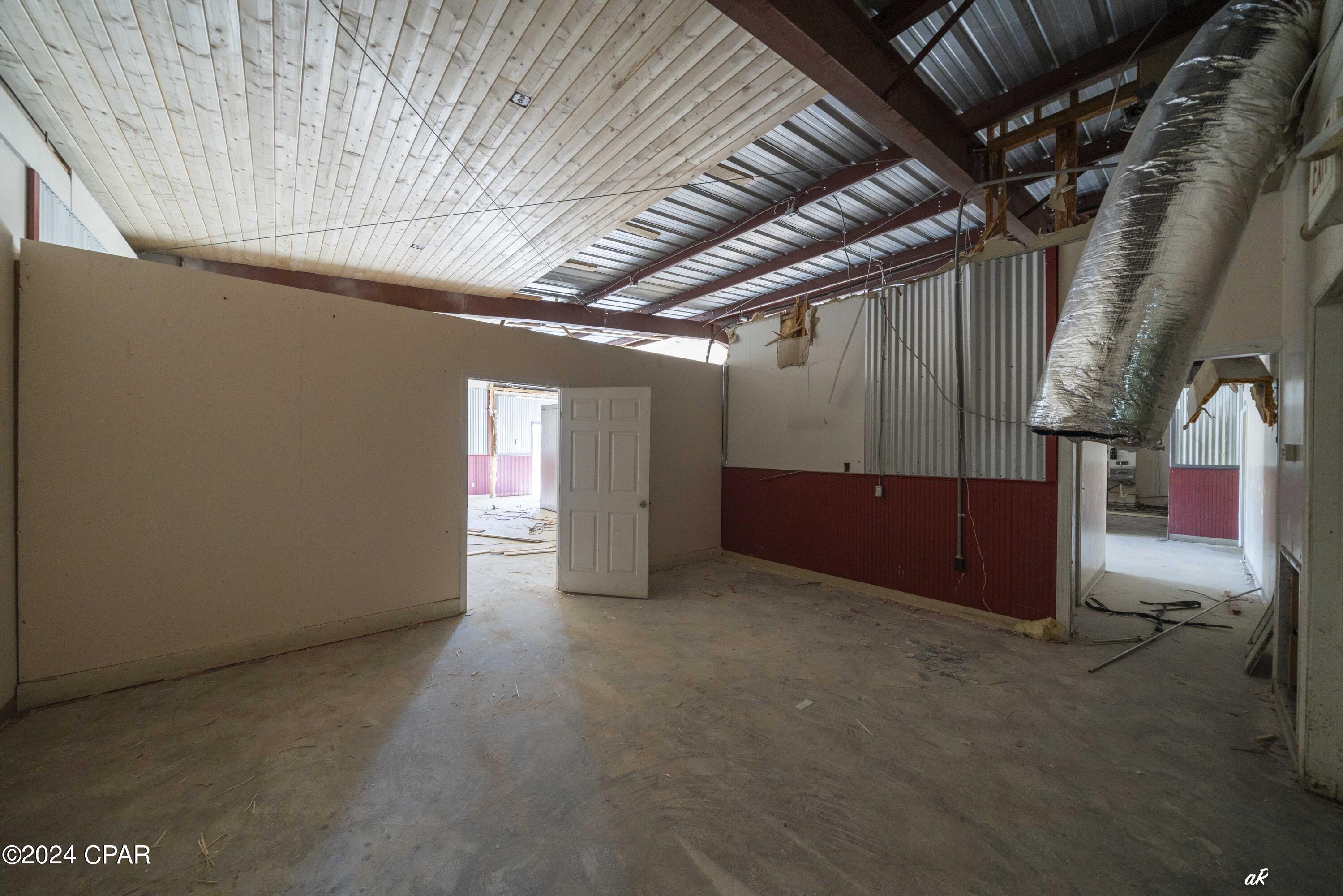 No Named Subdivision - Commercial Lease