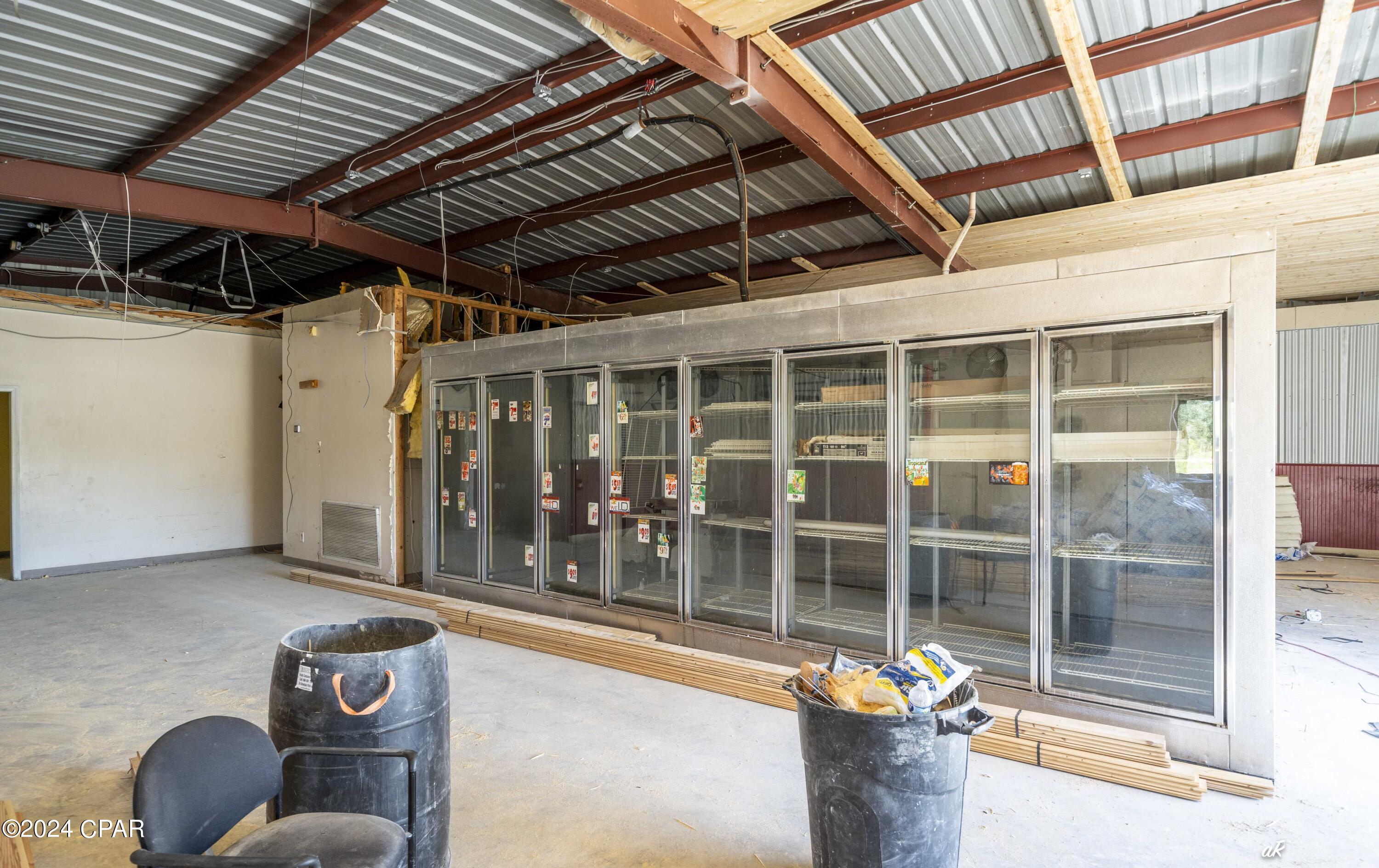 No Named Subdivision - Commercial Lease