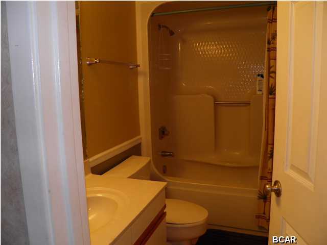 Edgewater Golf Villas III-A - Residential