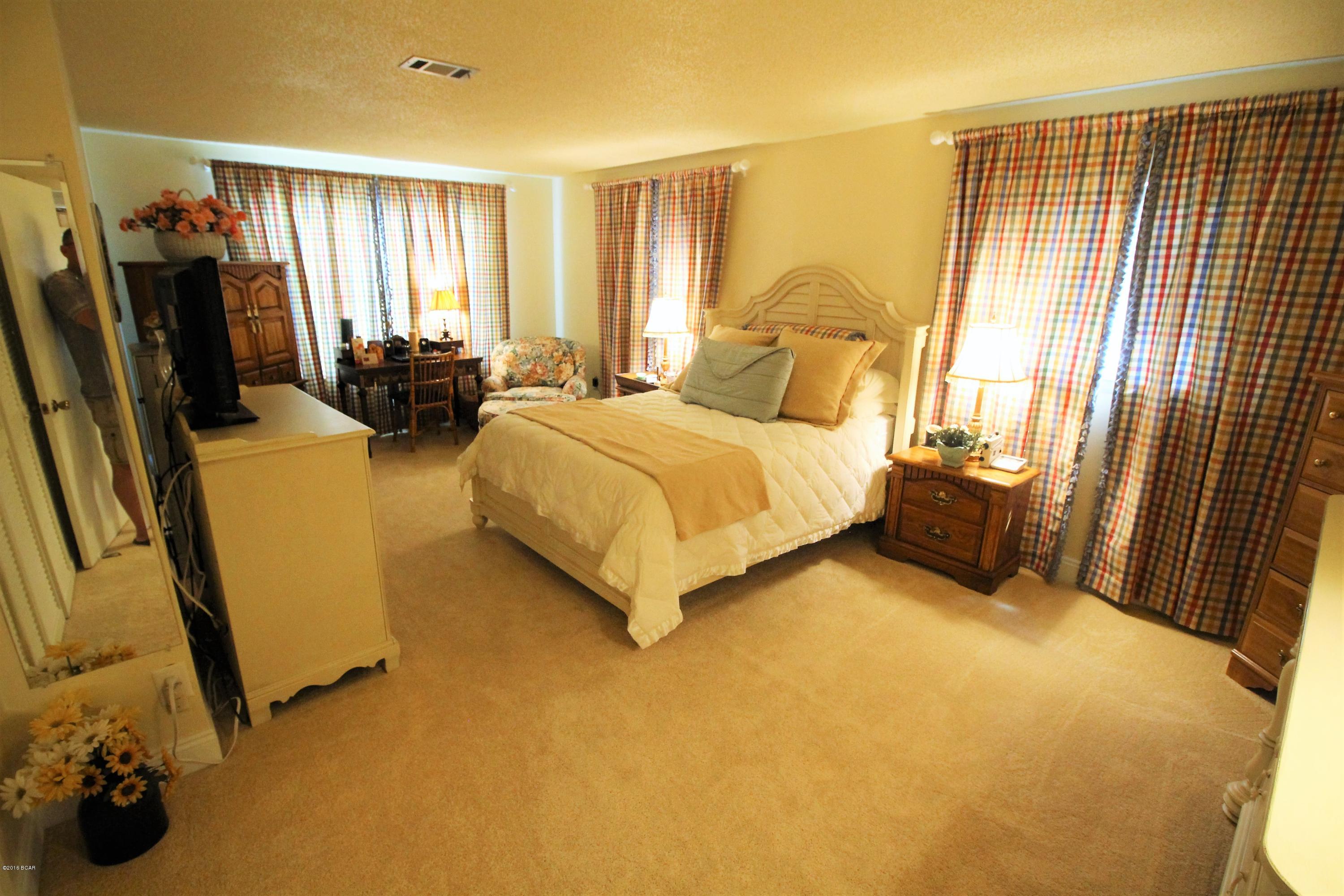 Kiska Beach - Residential