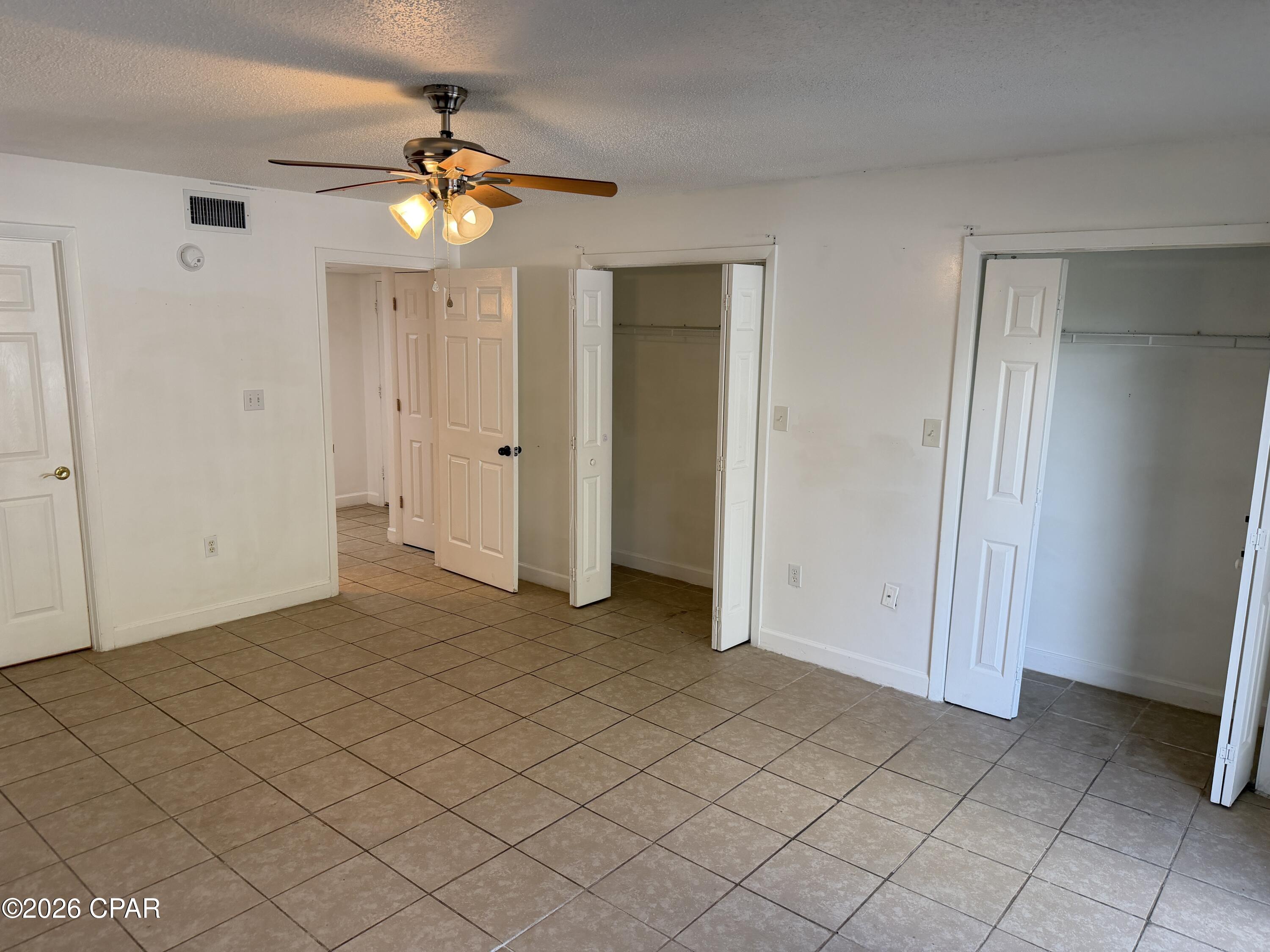 Hombre Golf Village - Residential