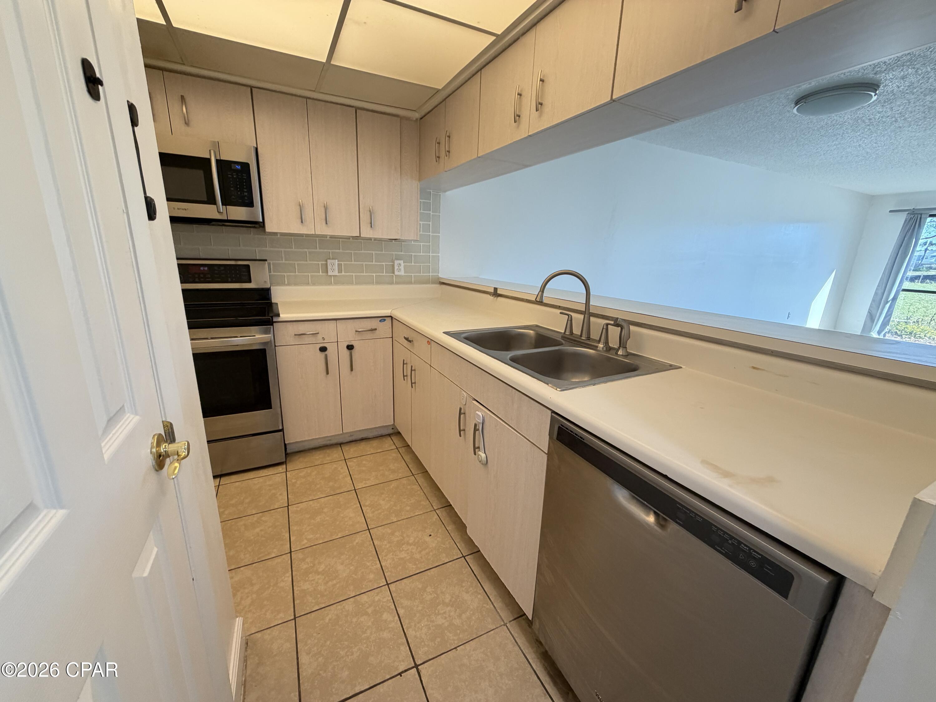 Hombre Golf Village - Residential