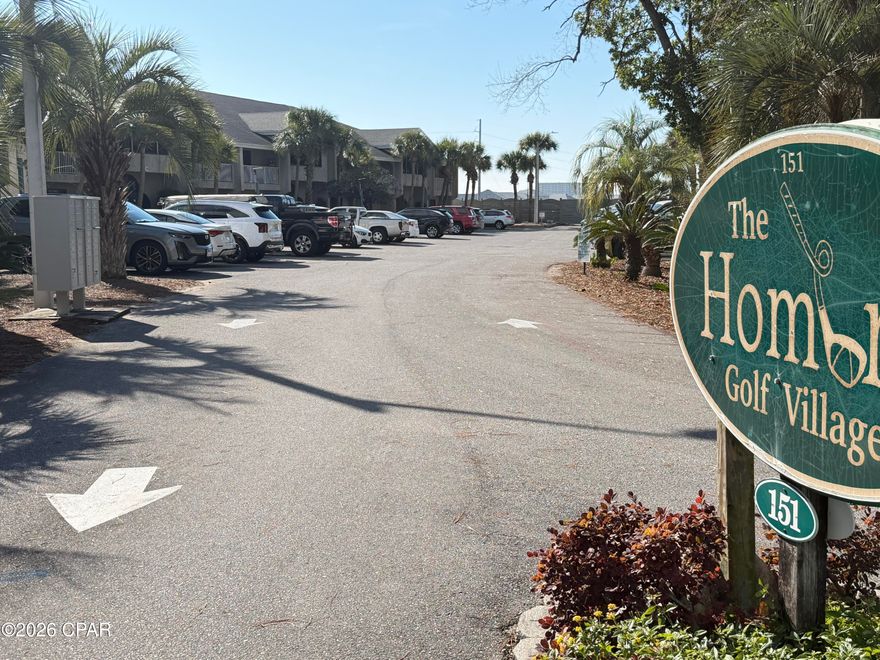 Hombre Golf Villa located very close to sandy white beaches and the new  Duplin Winery. The master suite shares a balcony with the living room that overlooks serene green space.  The nice sized kitchen has a breakfast bar. This unit is right in the middle of all you could ever need, the beautiful sugary sands of the Gulf, fabulous restaurants and great shopping!