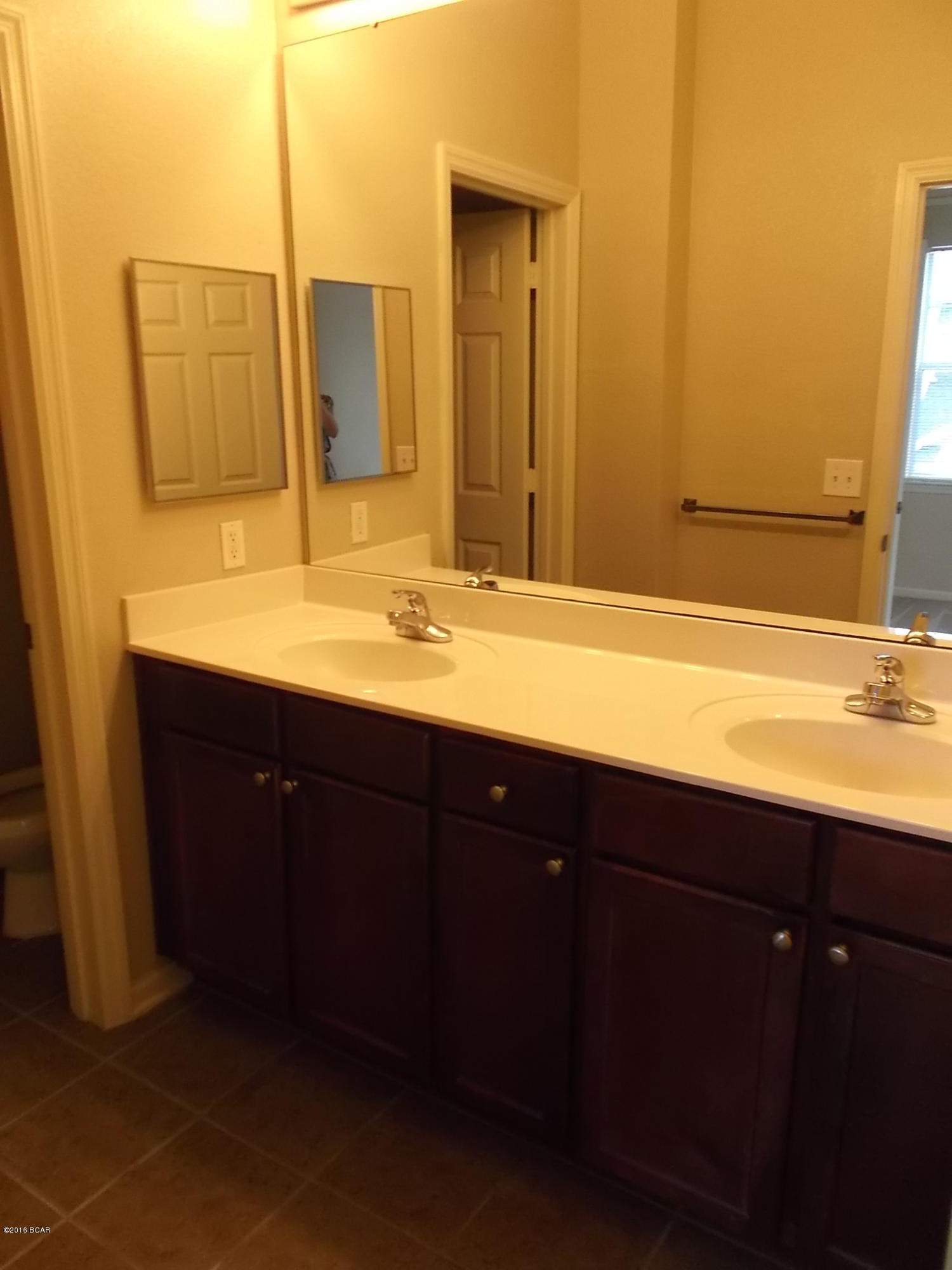 Baldwin Rowe - Residential Lease