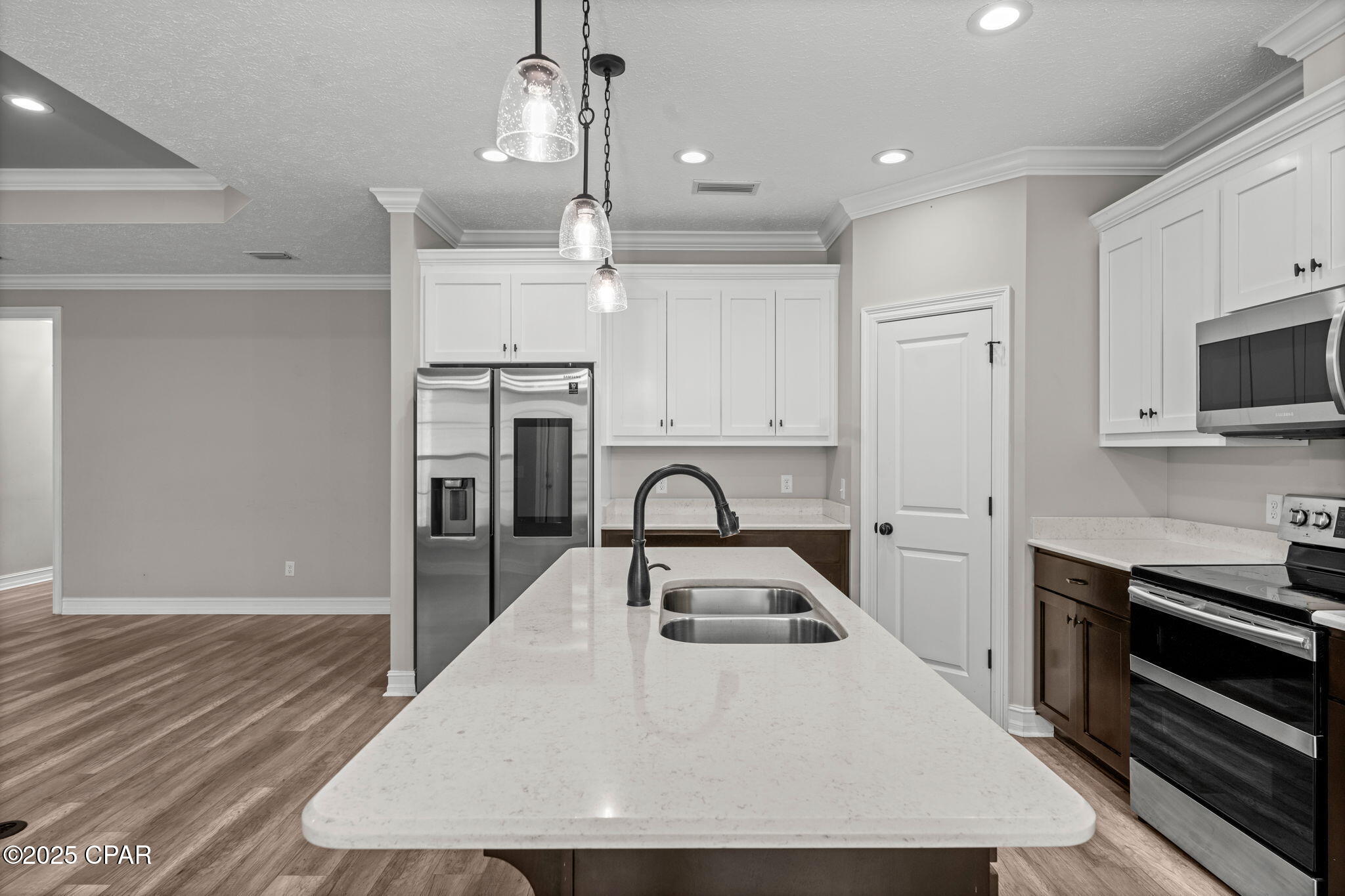 Pinebrook - Residential