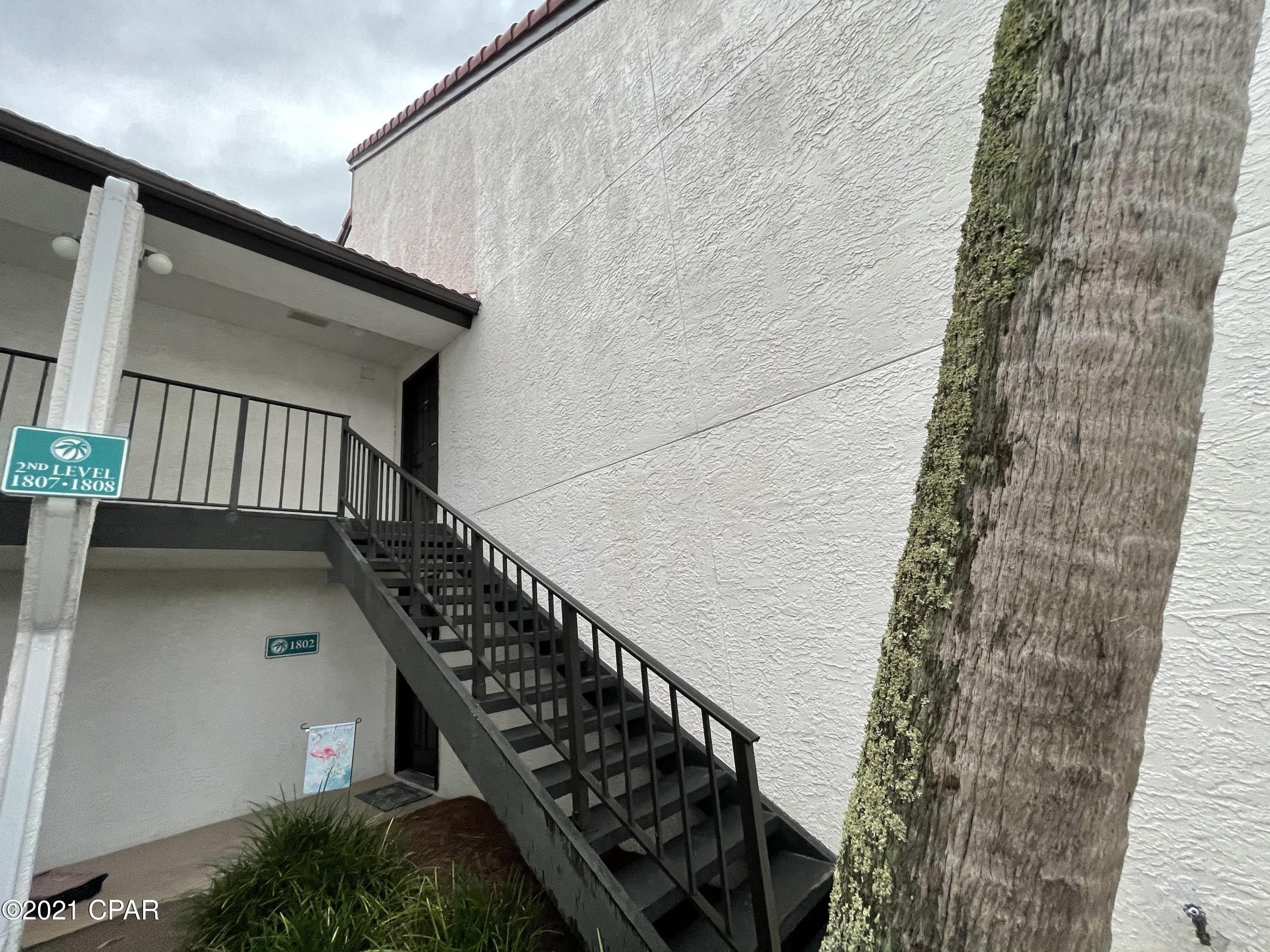 Edgewater Golf Villas V-A - Residential