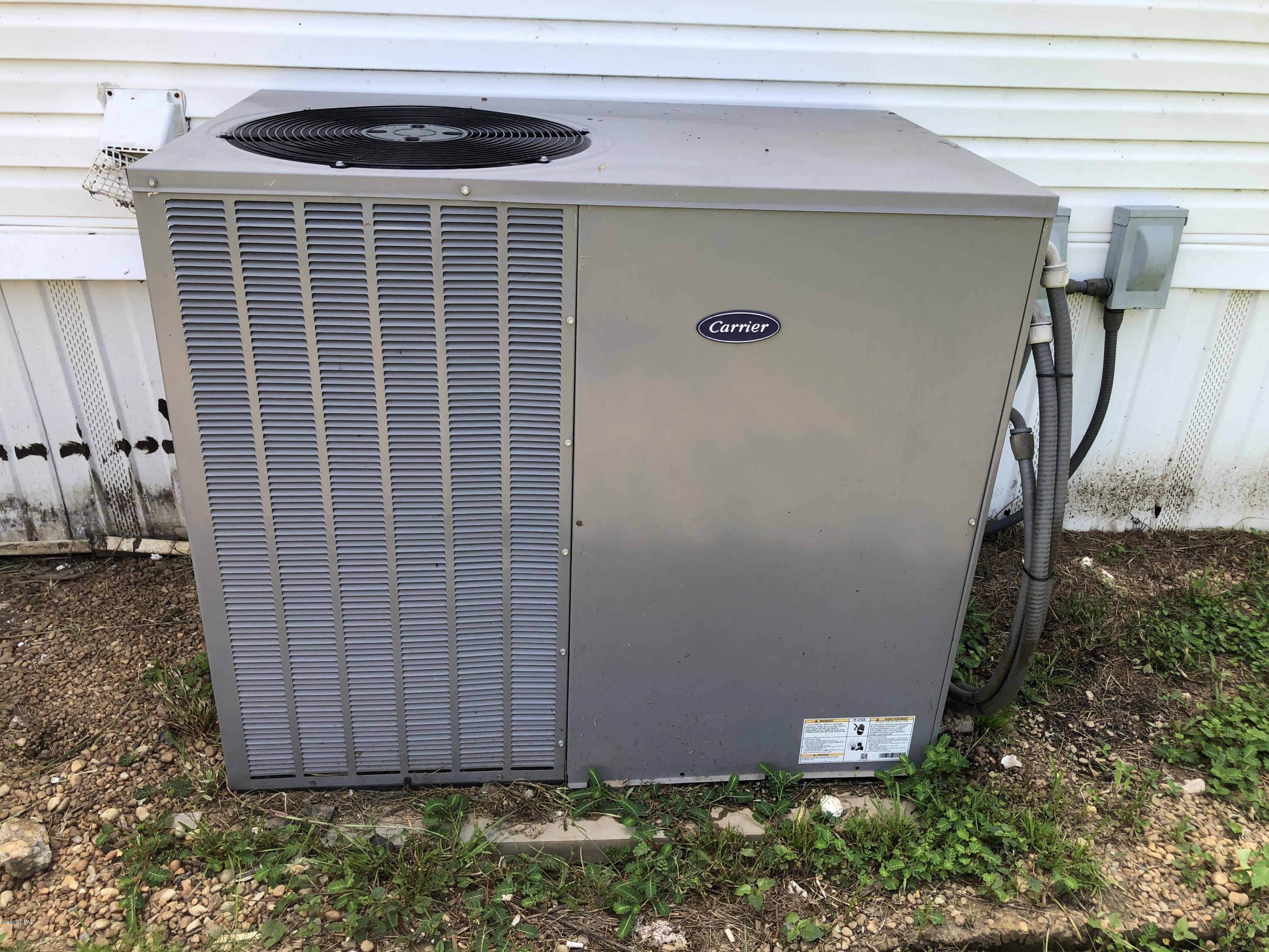 [No Recorded Subdiv] - Residential