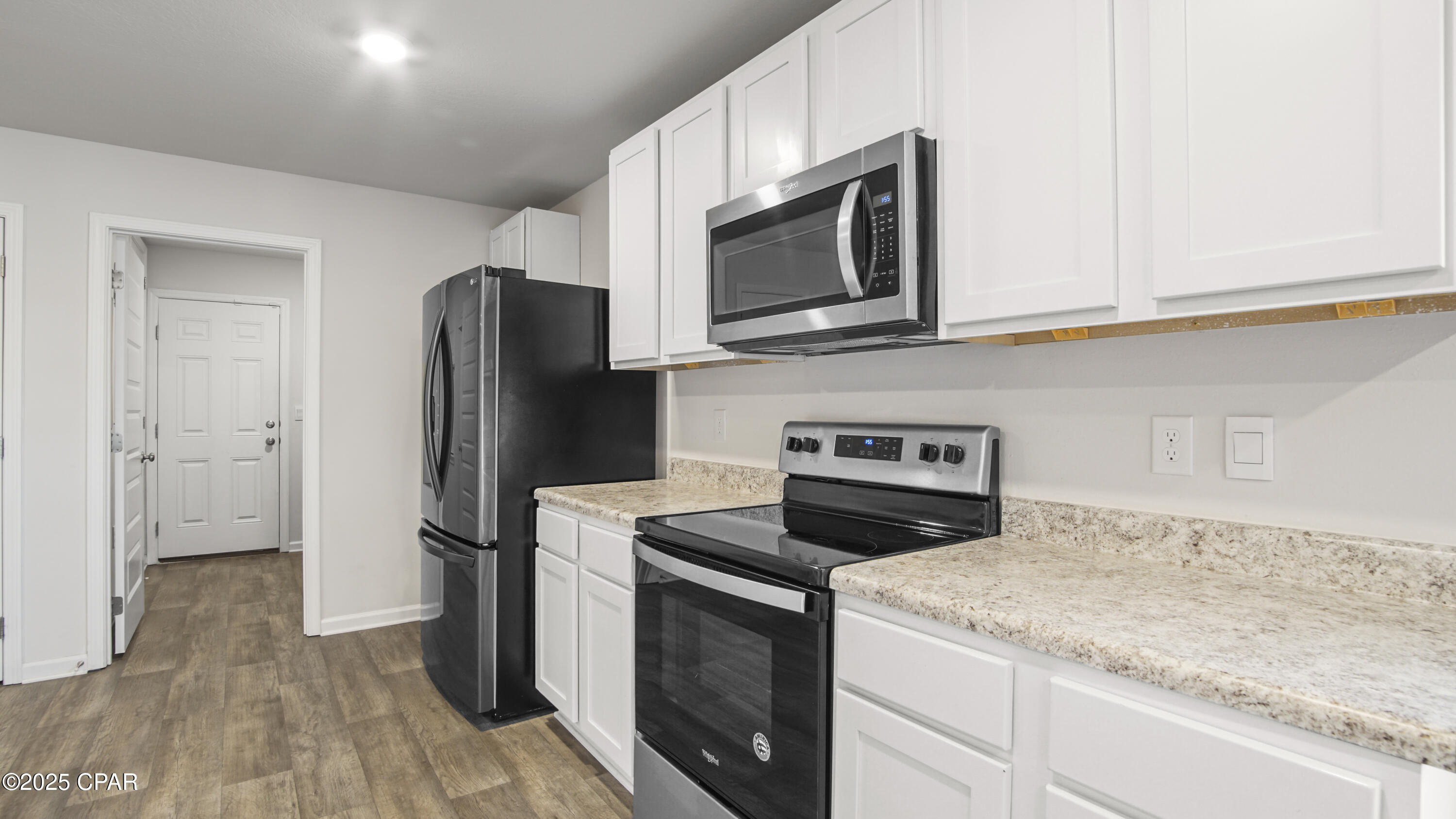 [No Recorded Subdiv] - Residential Lease