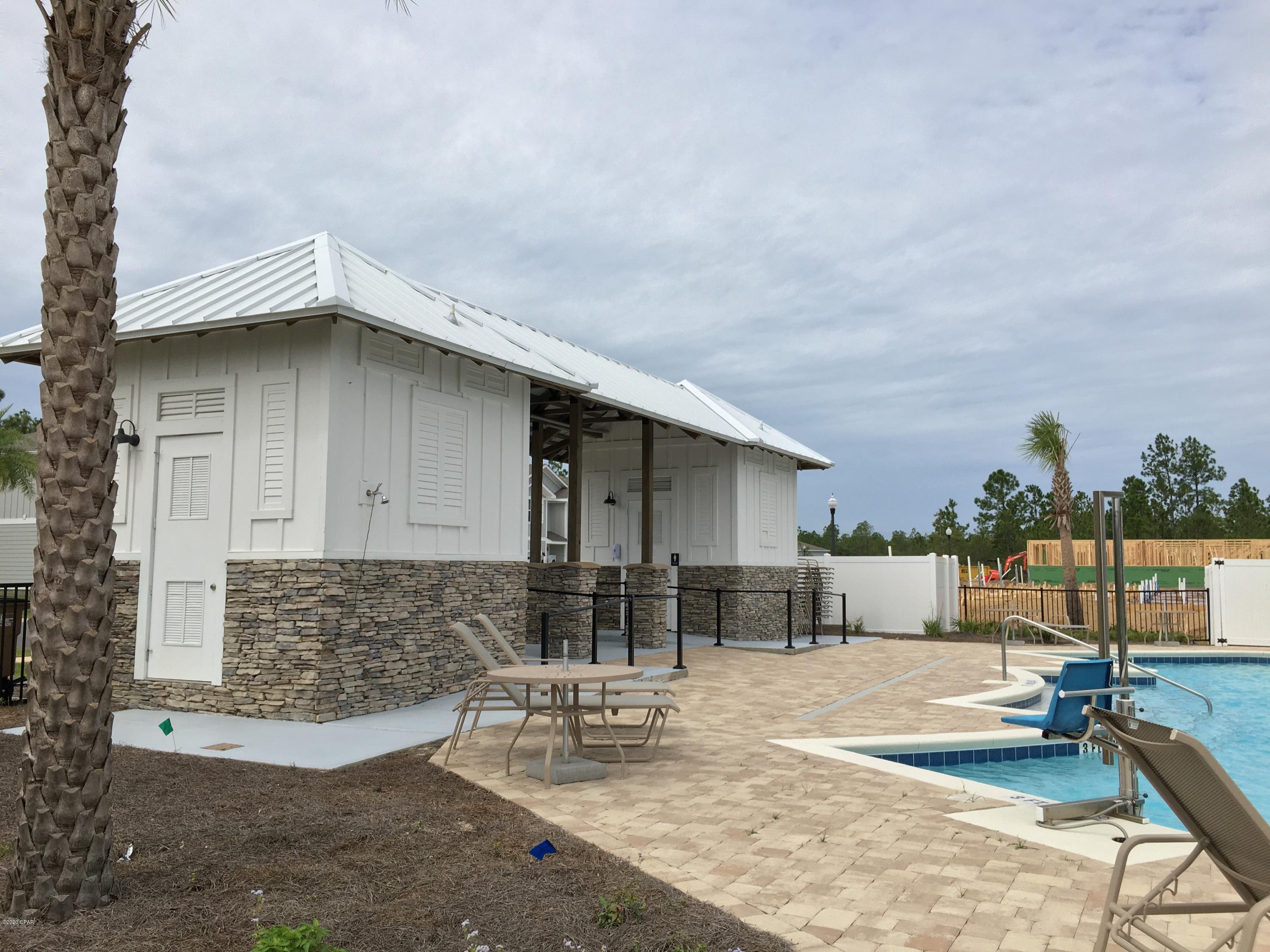 Hathaway Townhomes - Residential Lease