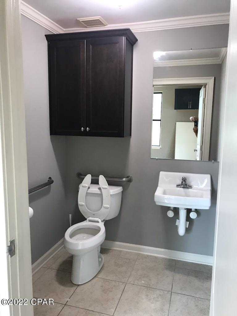 No Named Subdivision - Commercial Lease