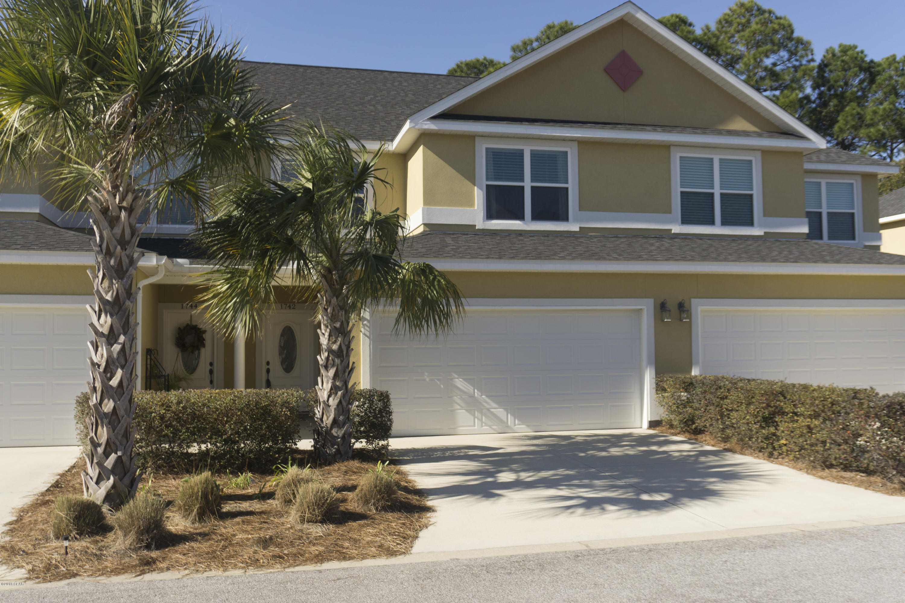 Annabella's Townhomes - Residential Lease