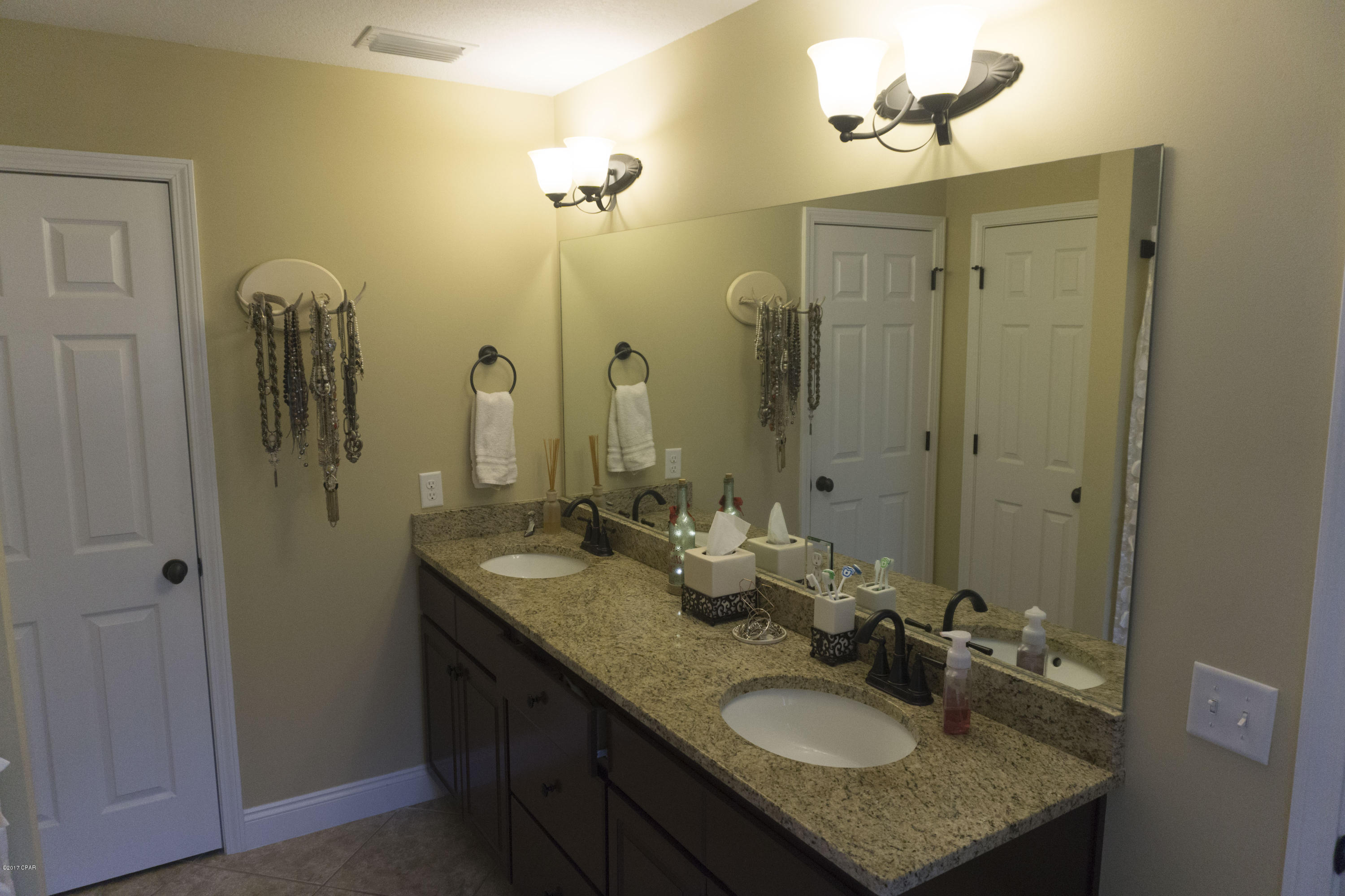 Annabella's Townhomes - Residential Lease