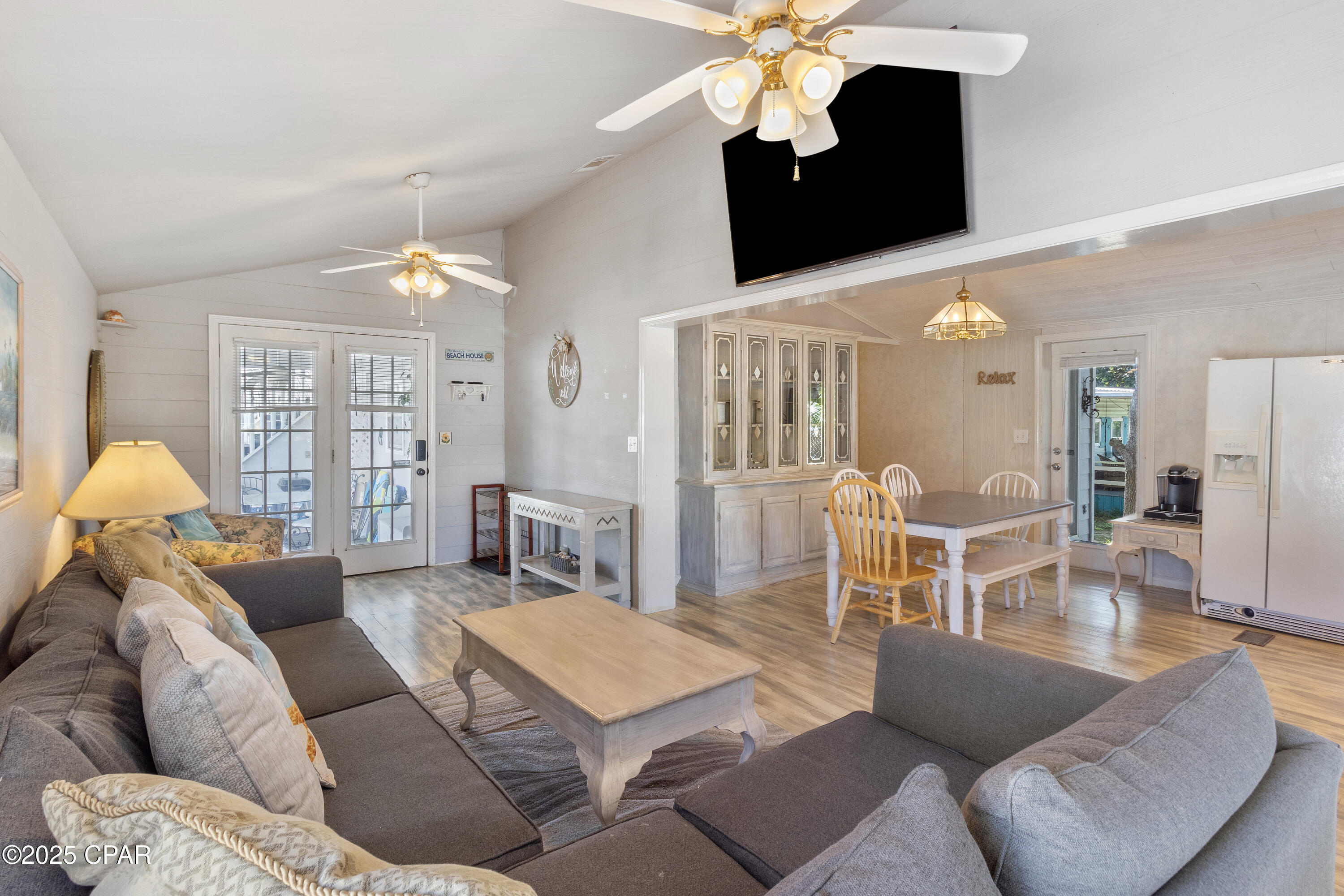 Laguna Beach Estates 5th Add - Residential