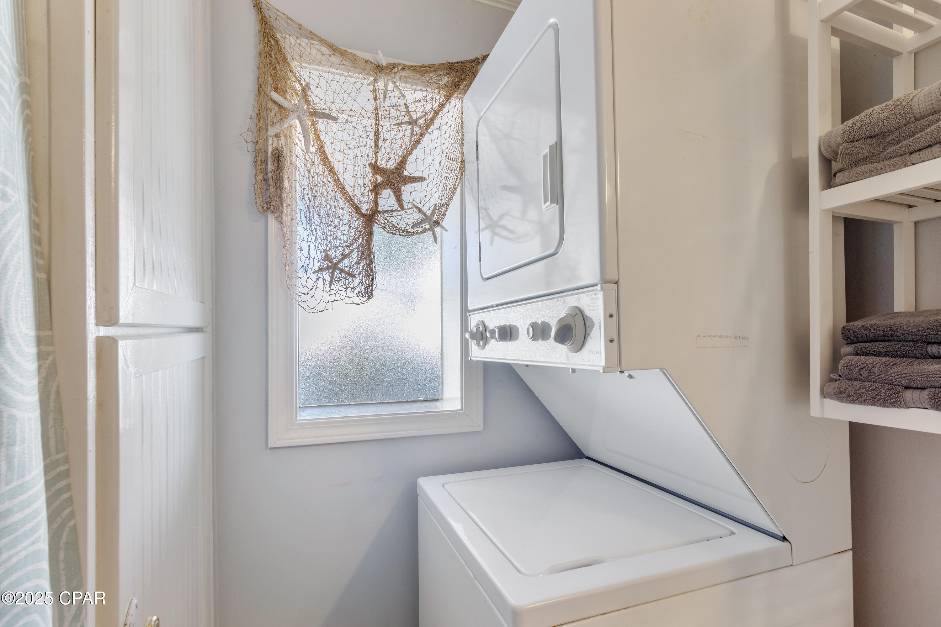 Laguna Beach Estates 5th Add - Residential