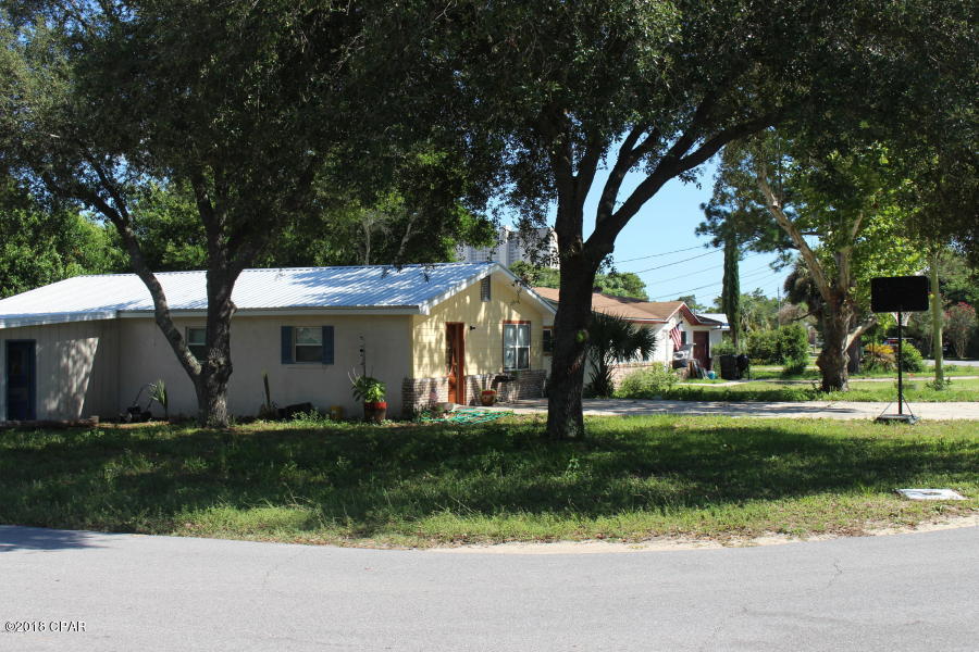 [No Recorded Subdiv] - Residential