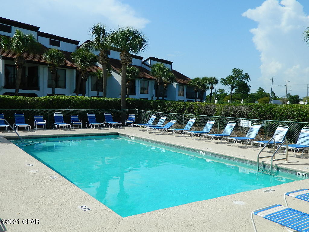 Edgewater Golf Villas III-B - Residential