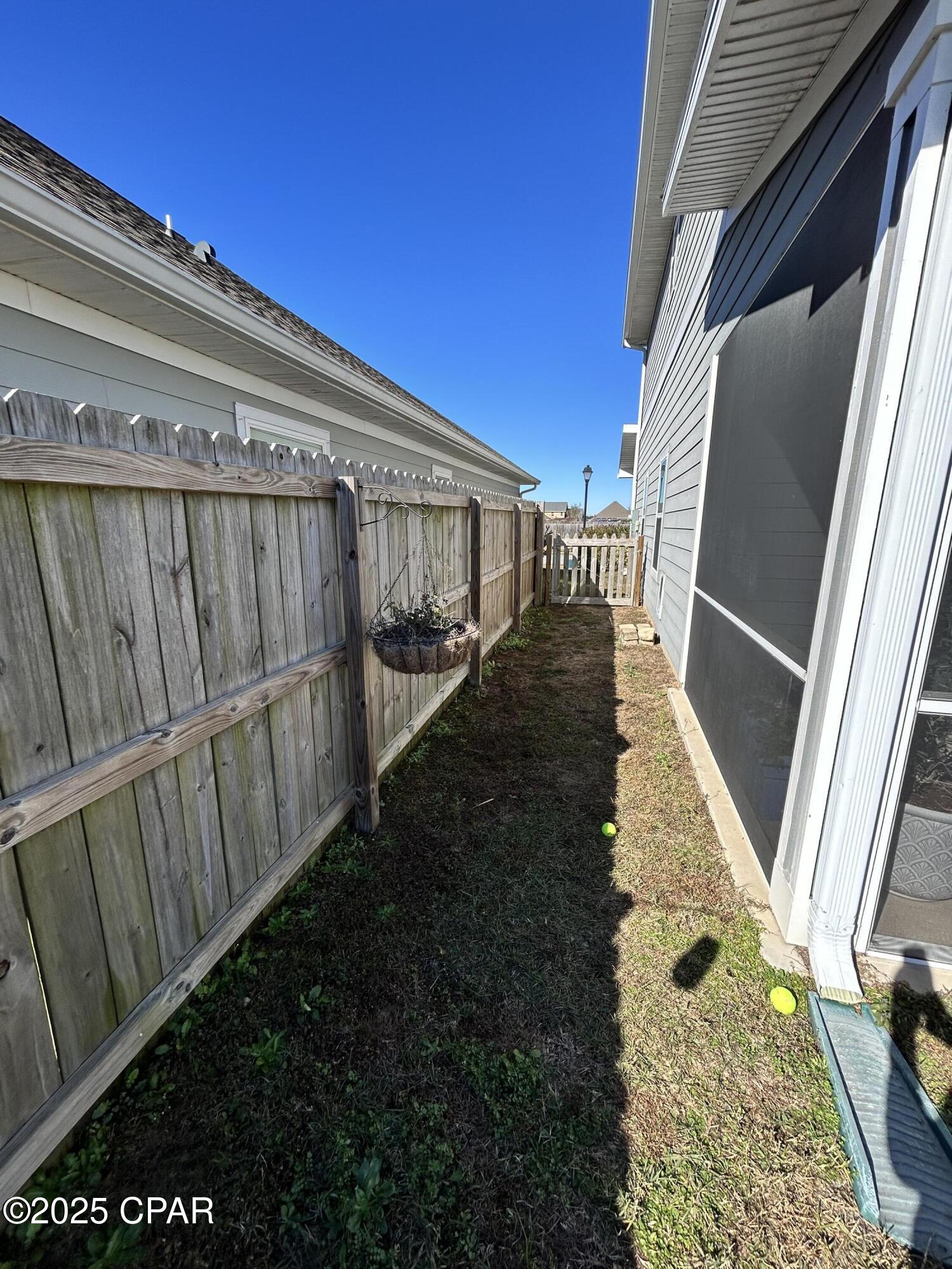 [No Recorded Subdiv] - Residential Lease