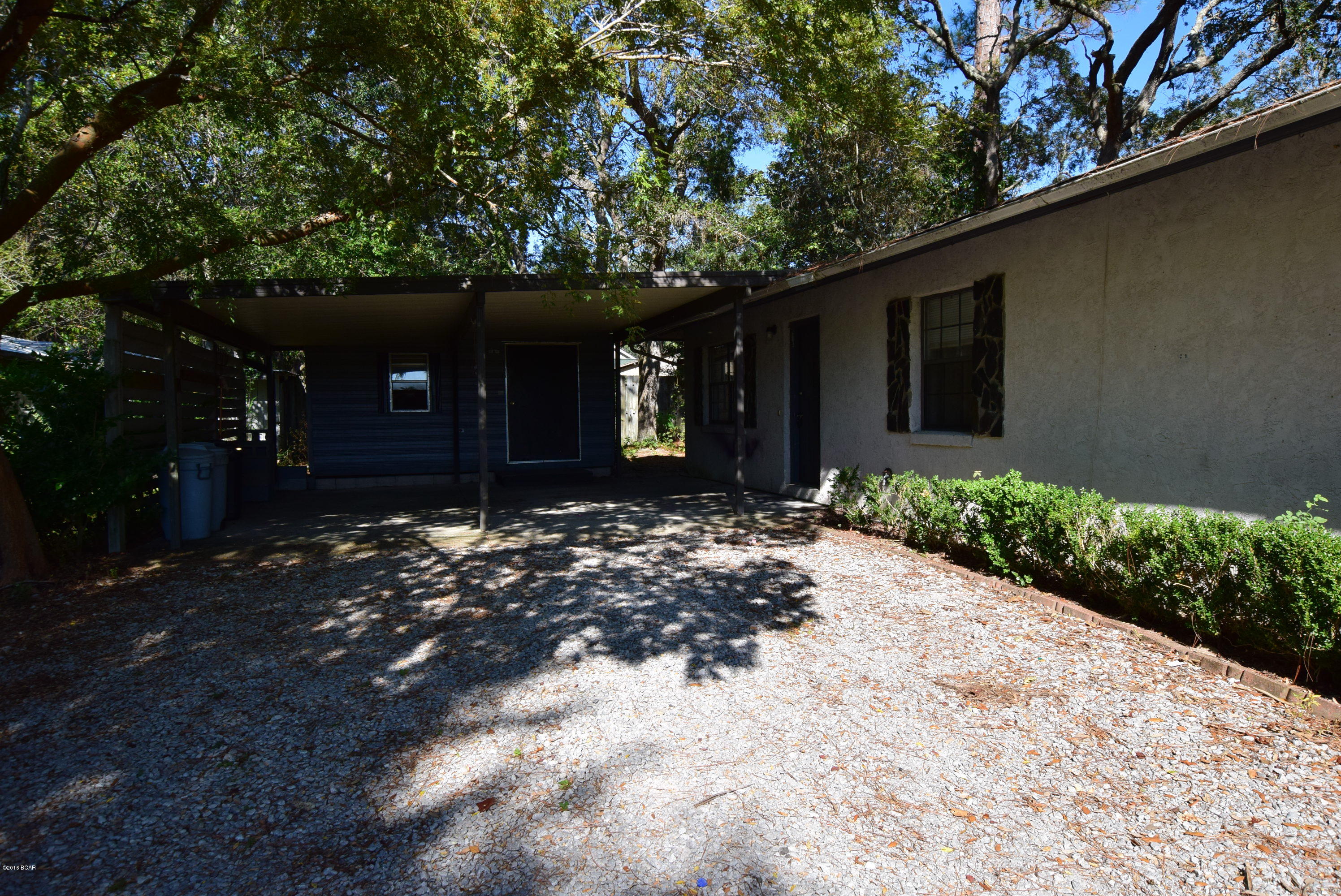 [No Recorded Subdiv] - Residential