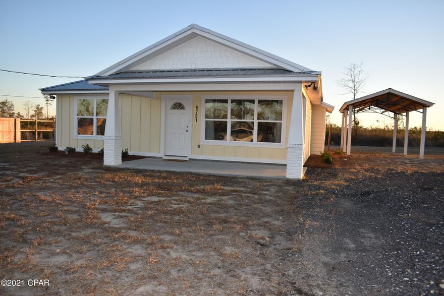 CUTE! CUTE! CUTE! Country home in the community of Bear Creek, just 15-20 min from Panama City! This home has an open floor plan with 3 bedrooms and 2 baths. The master bedroom is split from the other 2 and overlooks the fenced back yard. Property is on over 1 acre lot, has fenced back yard and a covered parking area. Location is at the end of a cul de sac with great neighbors and backs to a HUGE parcel of beautiful vacant land. Pets negotiable.

Complete your rental application today with the listing company to schedule your showing! No application fee unless you decide to move forward after your showing.