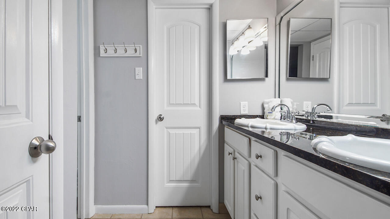 Leeward/Windward Condo - Residential