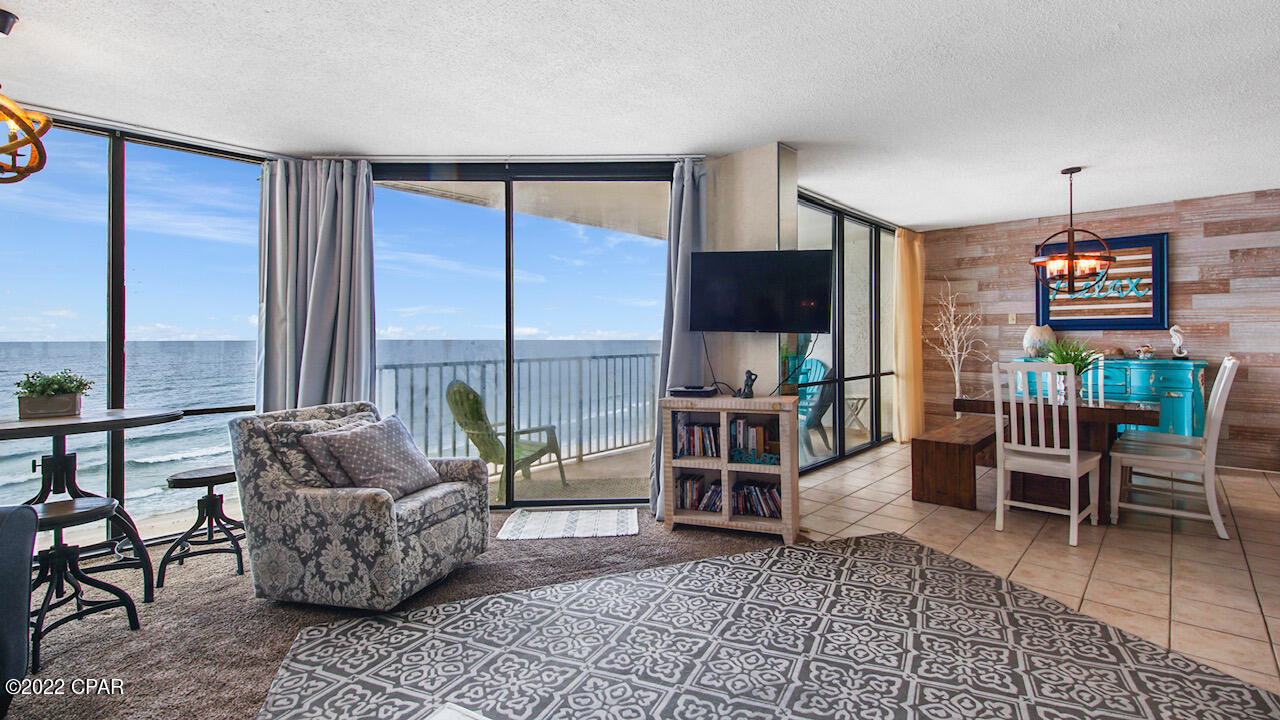 Leeward/Windward Condo - Residential