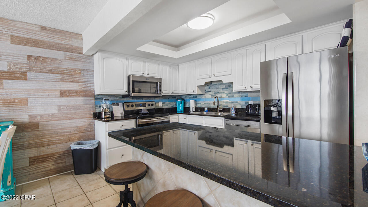 Leeward/Windward Condo - Residential