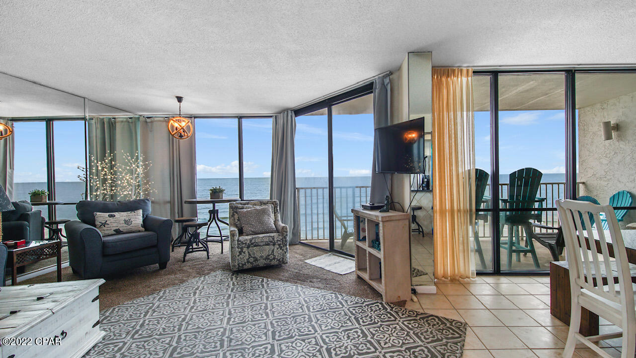 Leeward/Windward Condo - Residential