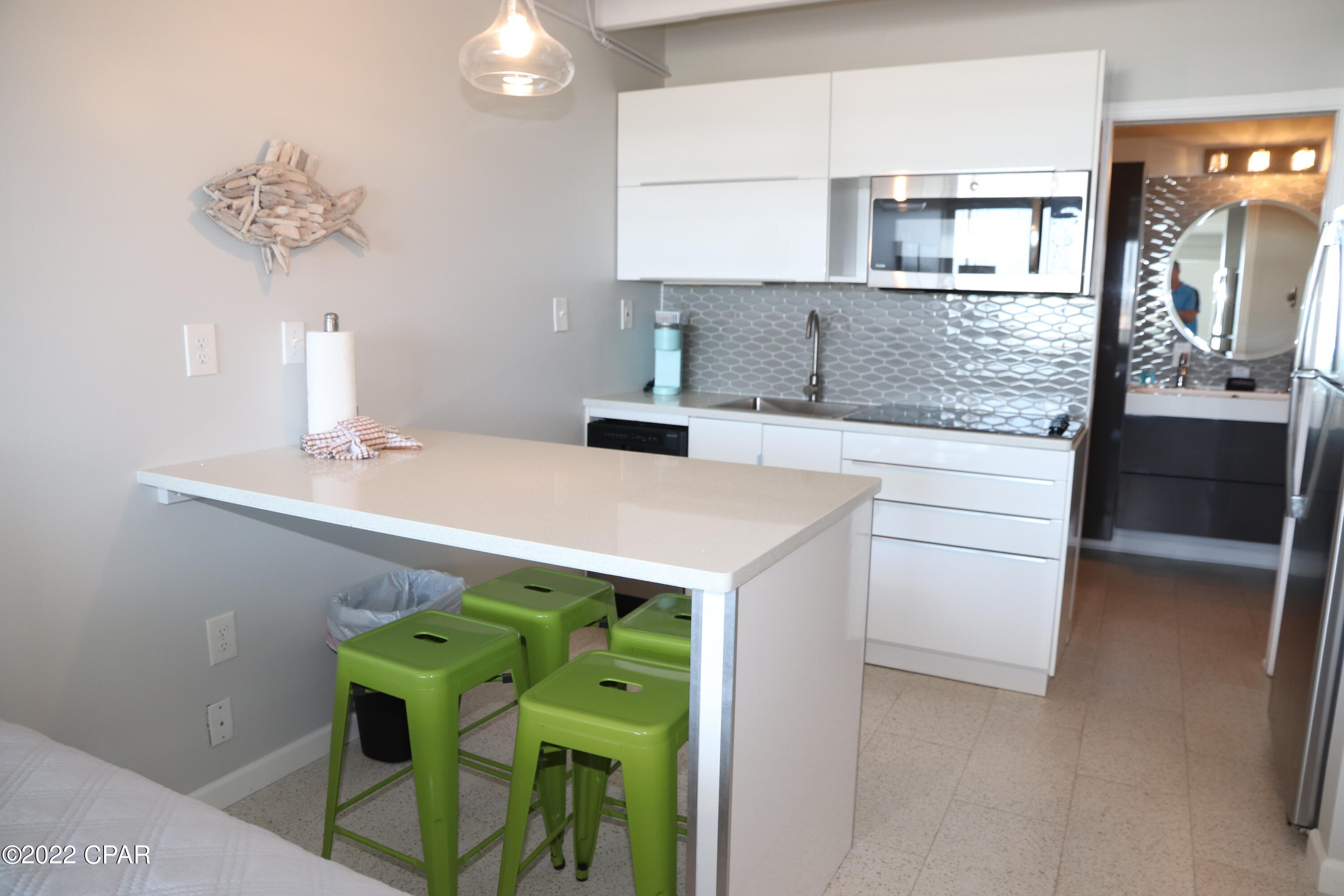 Fontainebleau Terrace - Residential