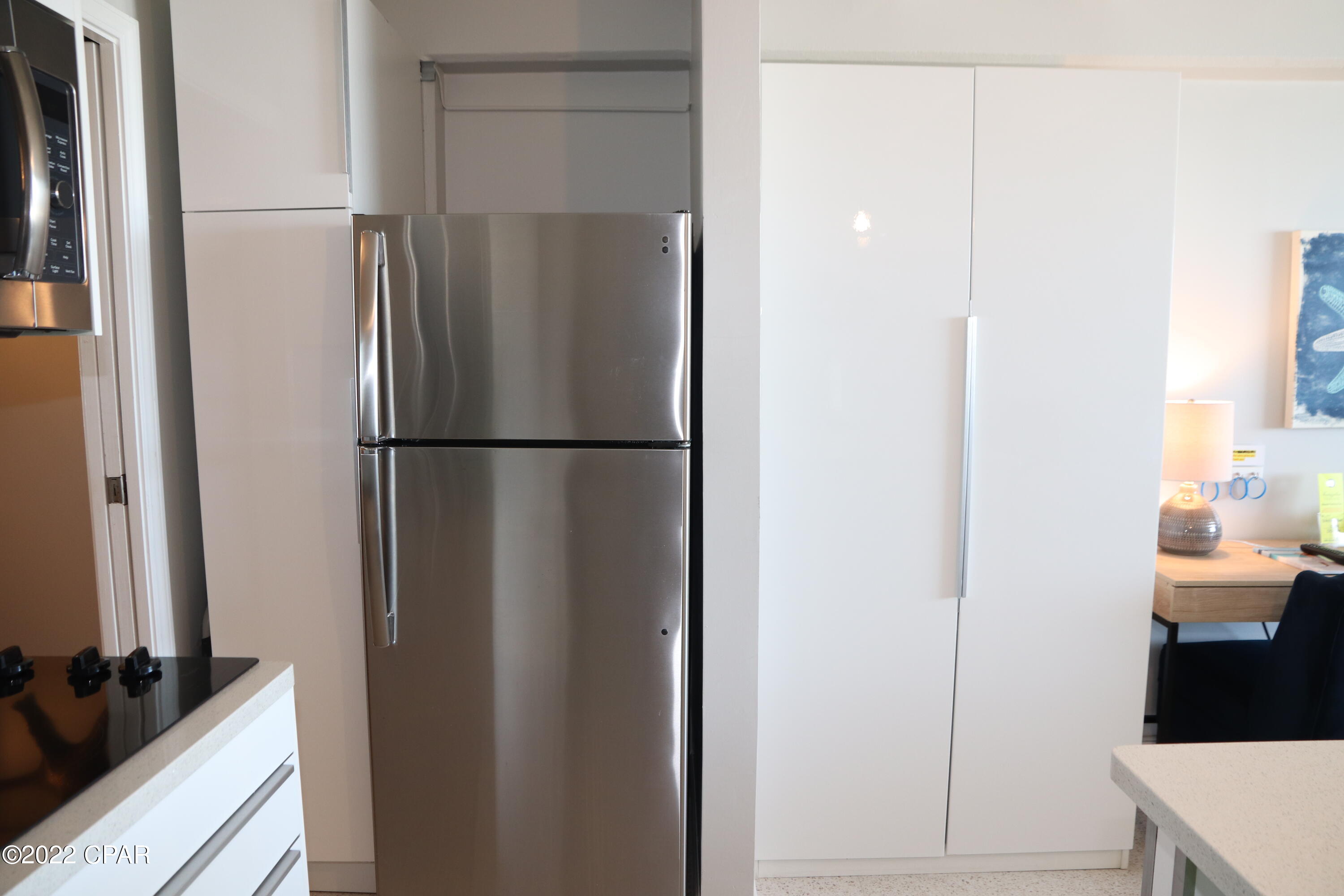 Fontainebleau Terrace - Residential