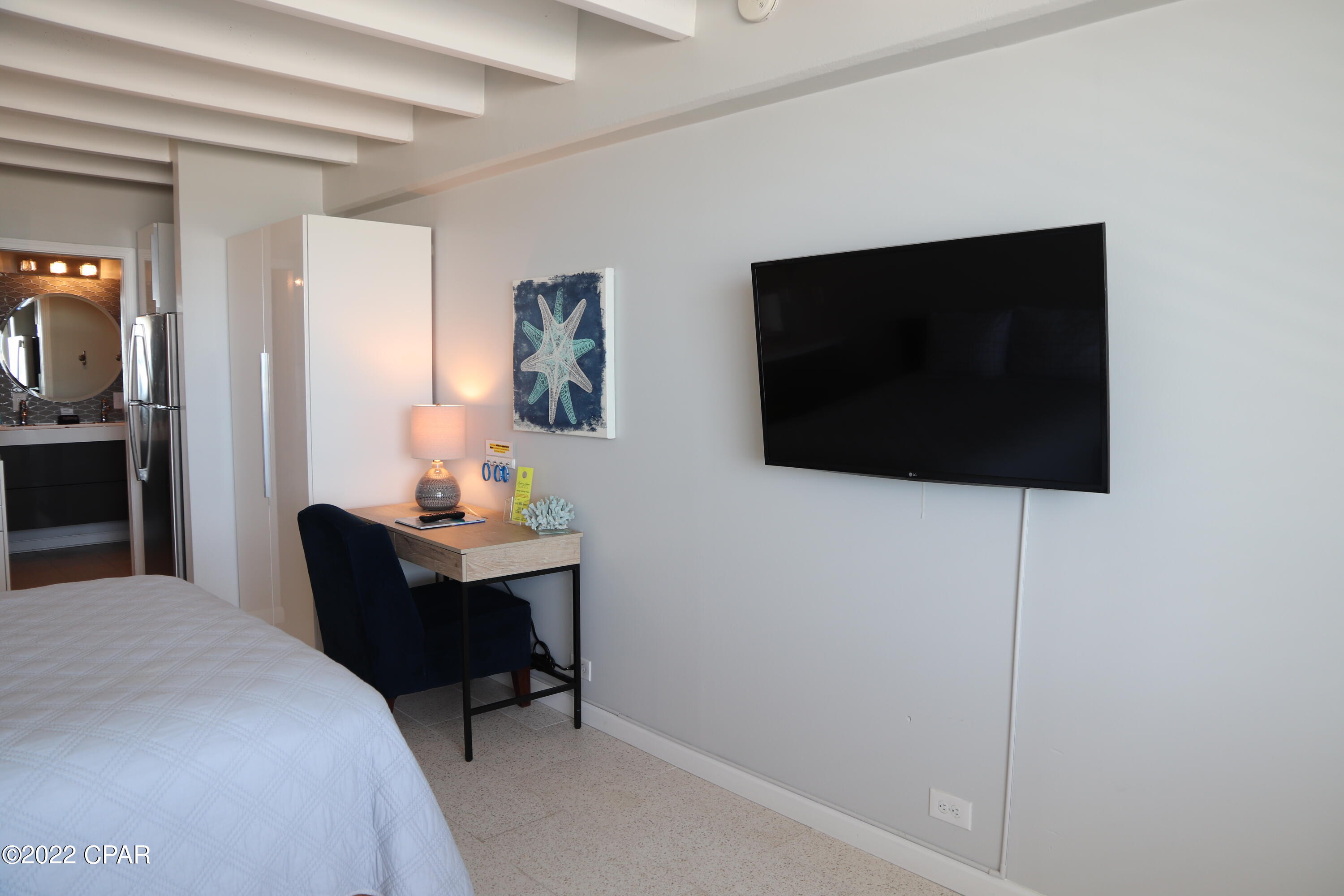 Fontainebleau Terrace - Residential