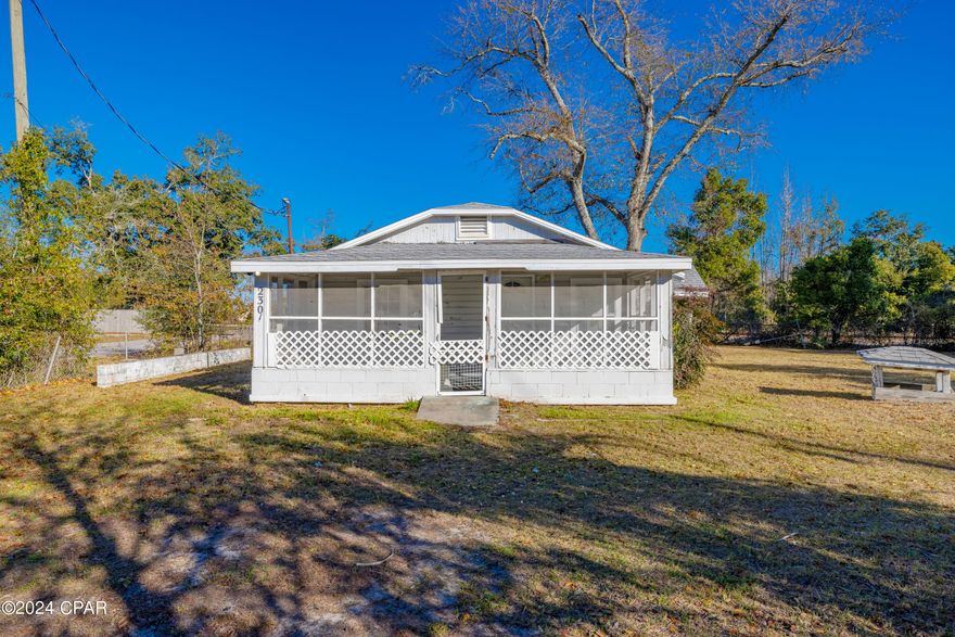 'CURRENTLY UNDER CONTRACT, SELLER WILL CONSIDER BACKUP OFFERS Great opportunity!
Light Industrial zoning! There are many different options for this jewel of a property.
It has a huge lot with plenty of room for a storage facility or parking for work trucks.
The home  has great bones featuring  newer roof and windows it just needs a little bit of loving and this would make a great primary residence, rental property or business location. Bring your imagination and a gallon of paint and let your dreams to fruition!