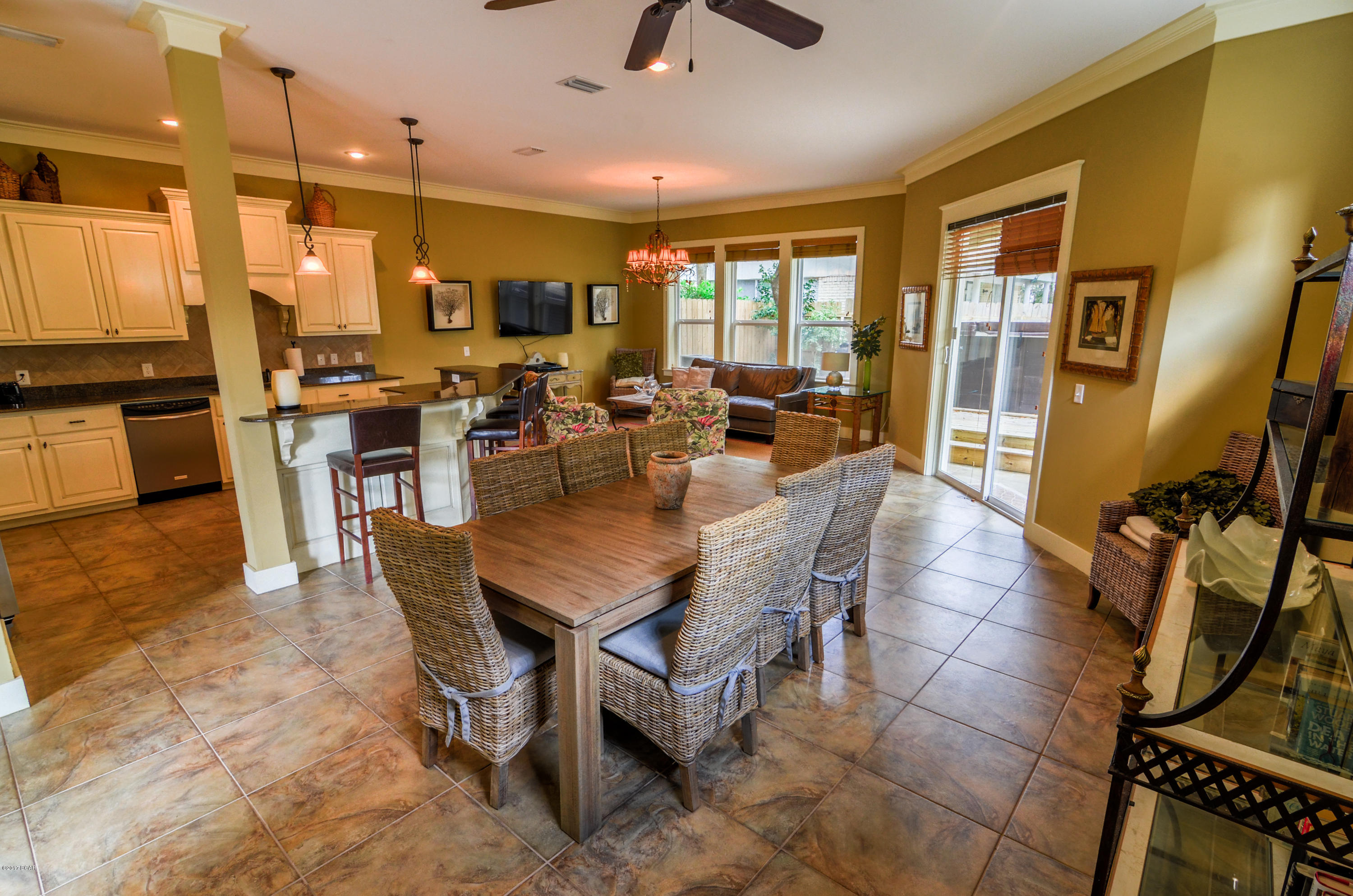 La Valencia Beach Resort - Residential