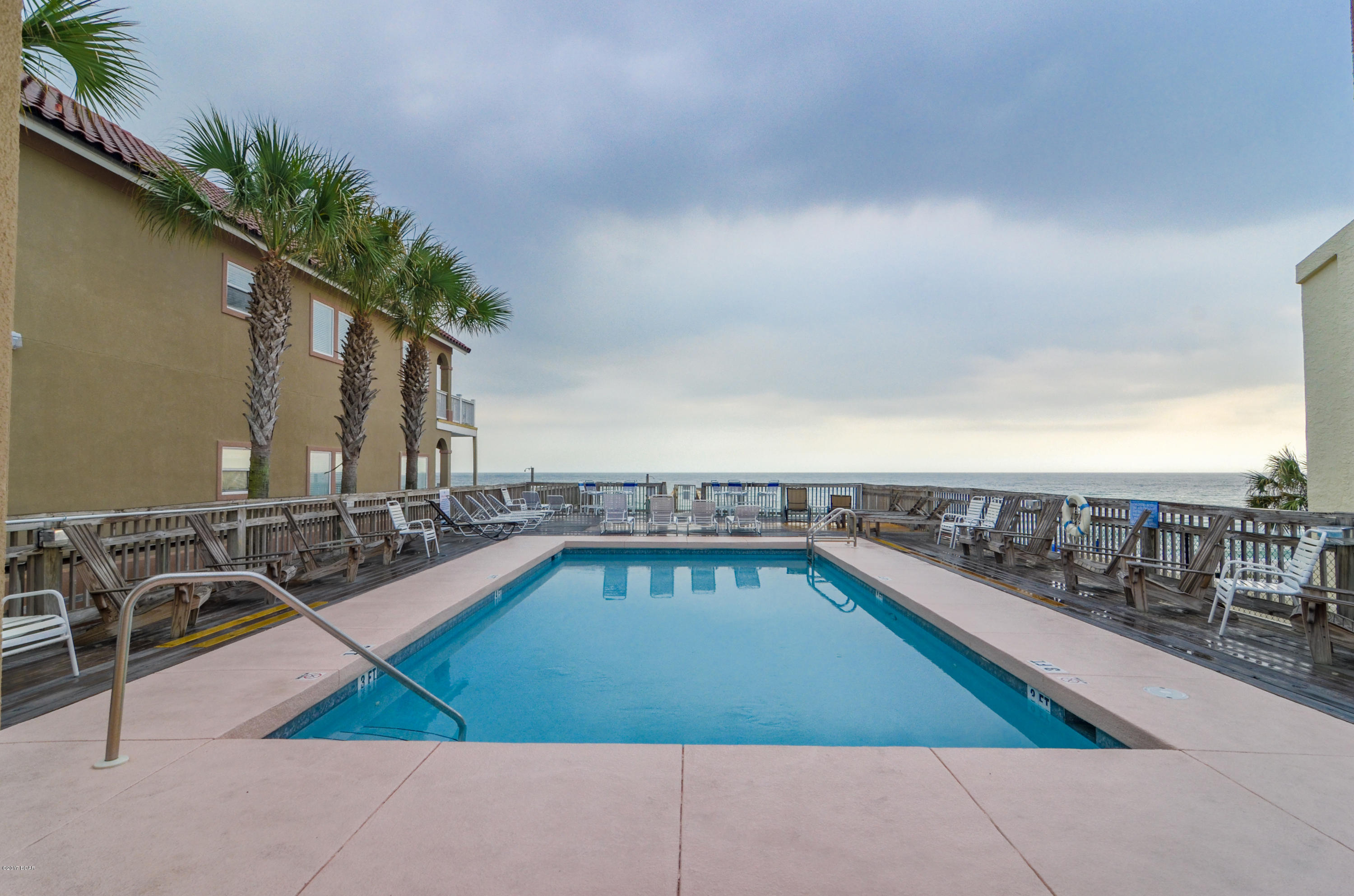 La Valencia Beach Resort - Residential