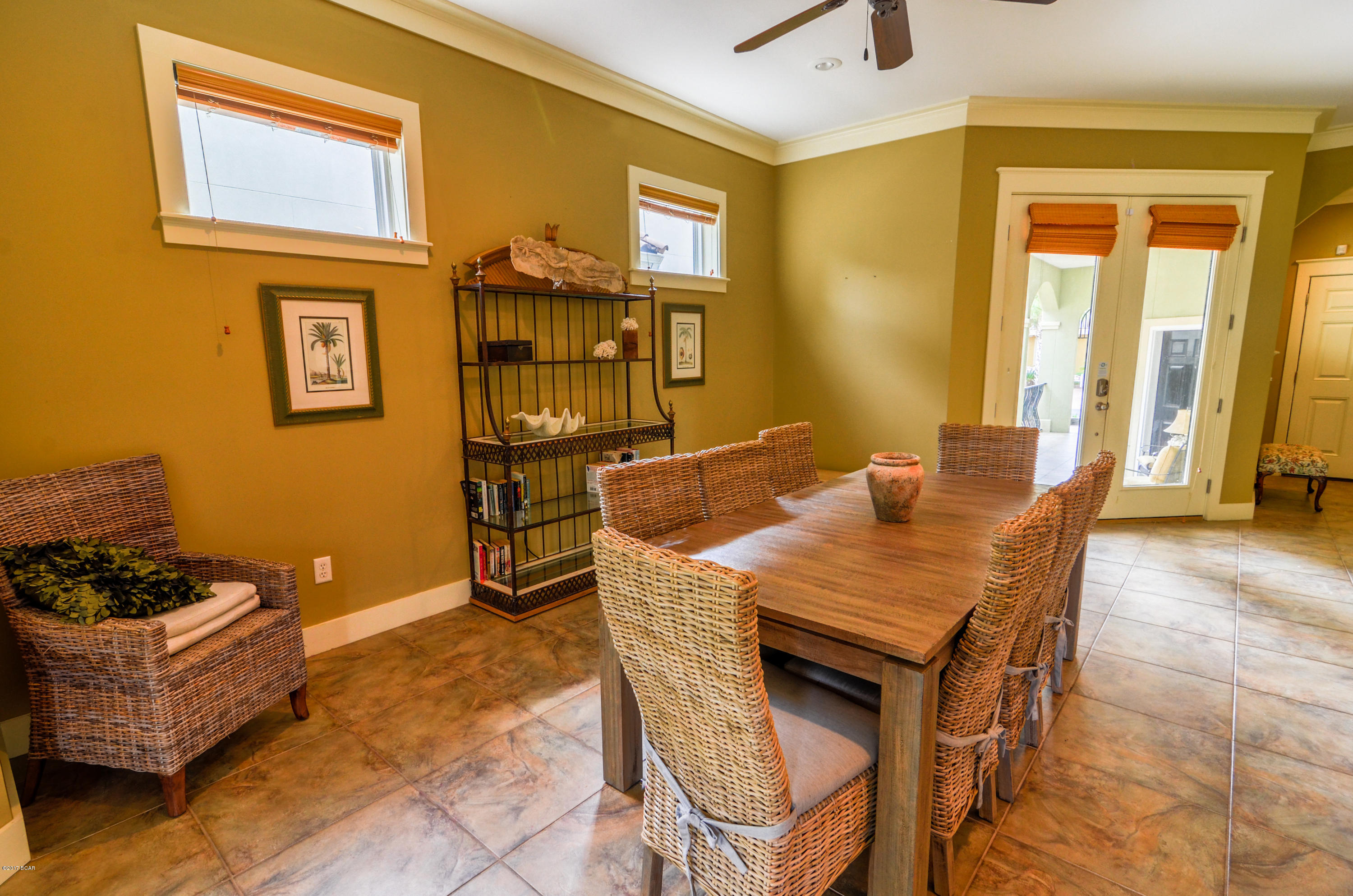 La Valencia Beach Resort - Residential