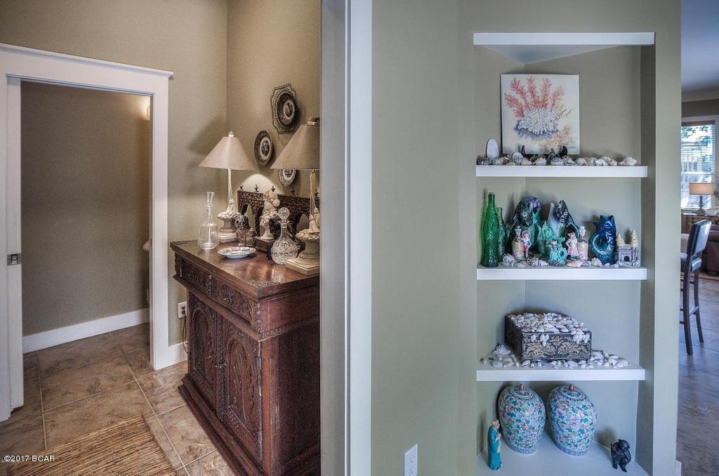 La Valencia Beach Resort - Residential