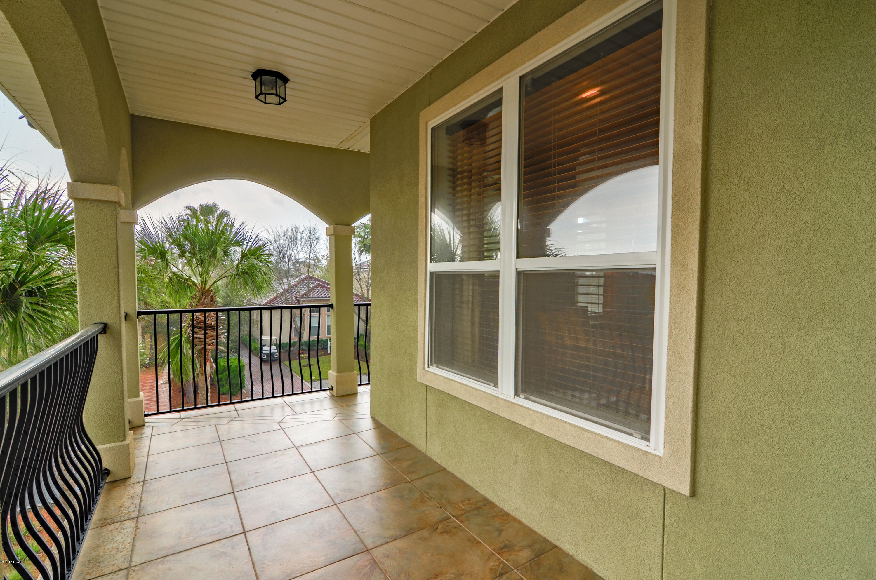 La Valencia Beach Resort - Residential