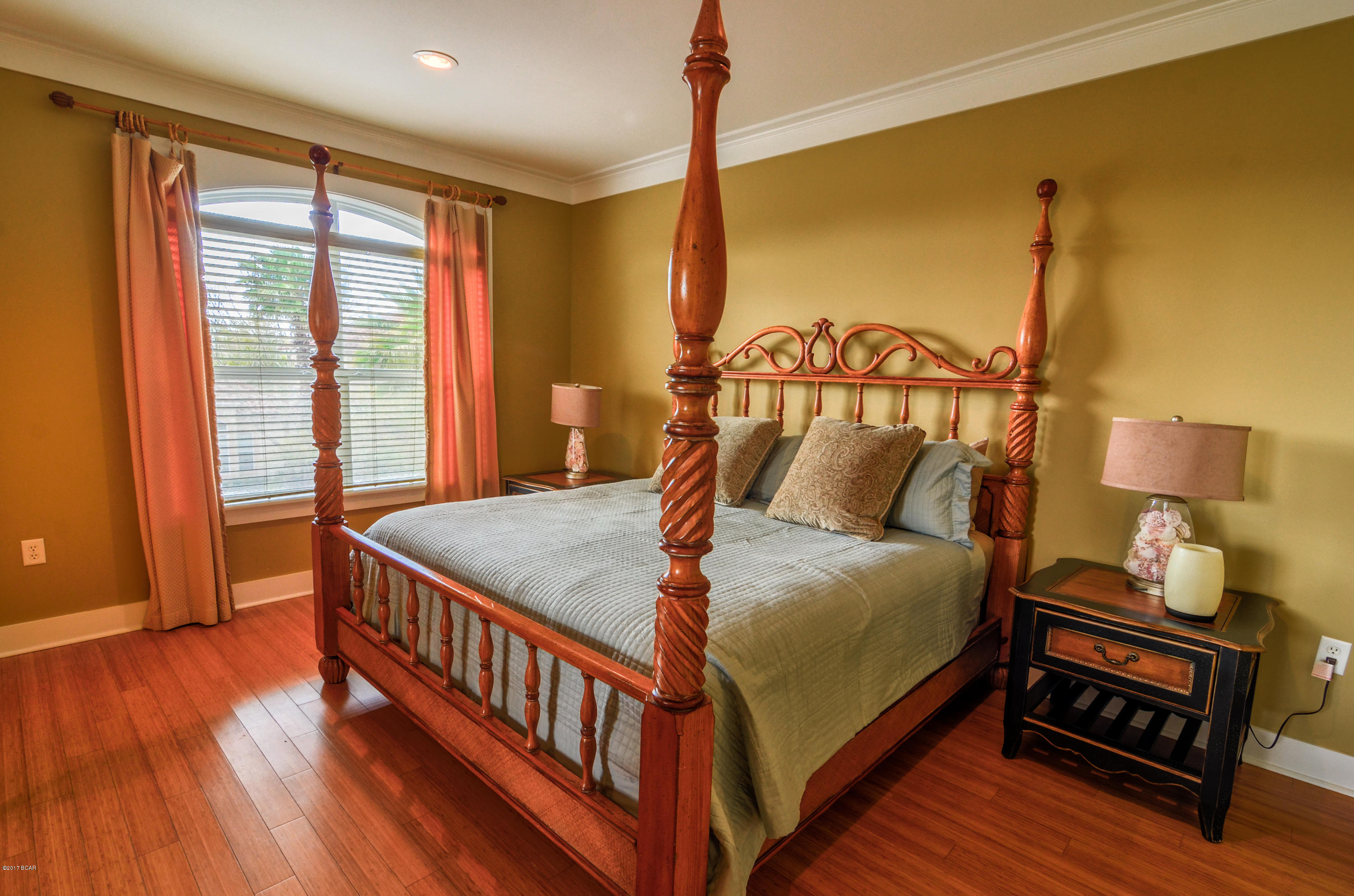 La Valencia Beach Resort - Residential