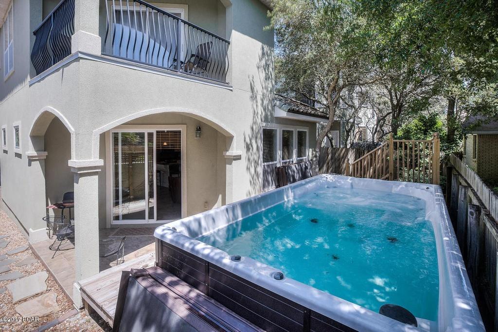 La Valencia Beach Resort - Residential