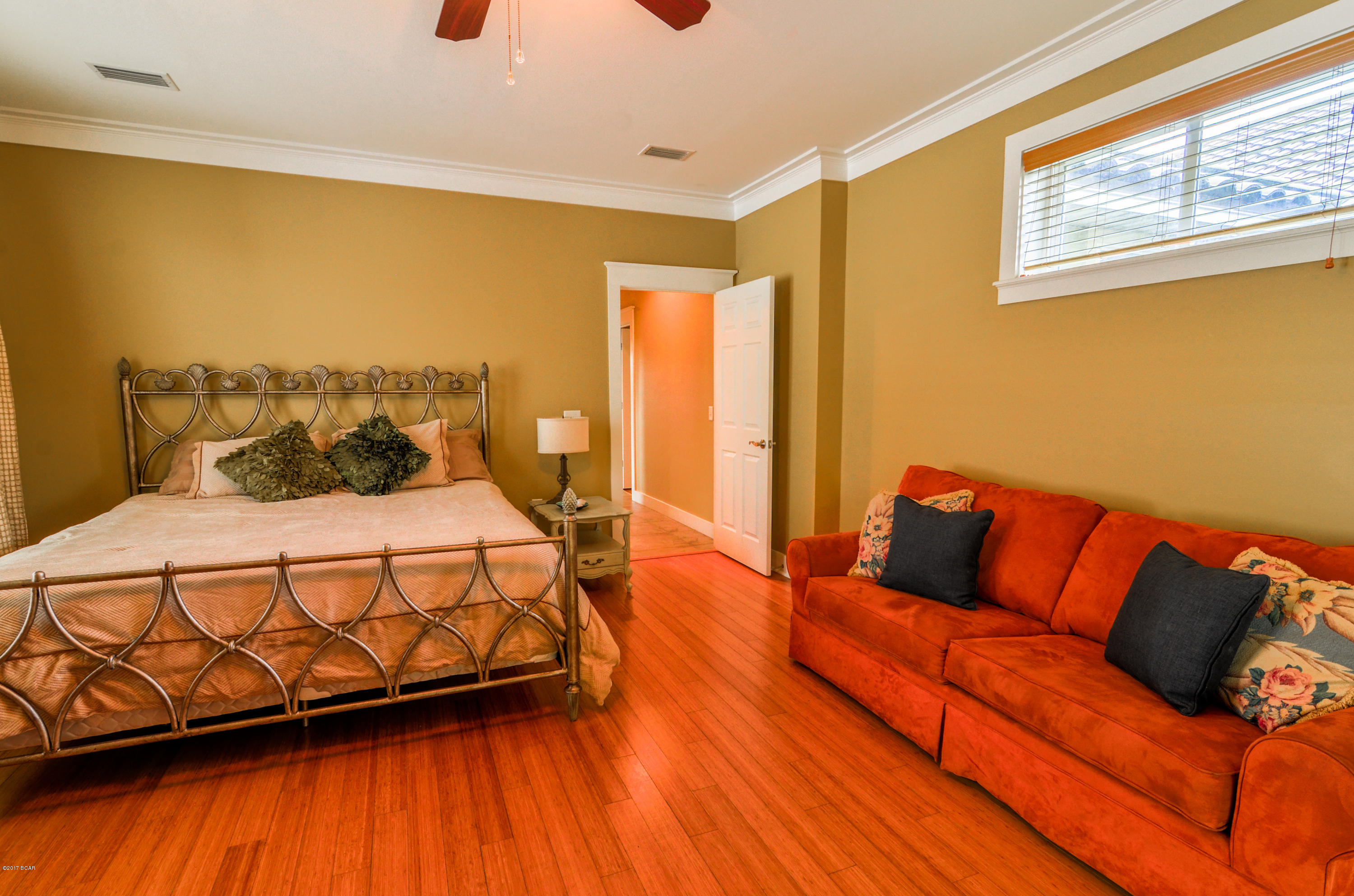 La Valencia Beach Resort - Residential